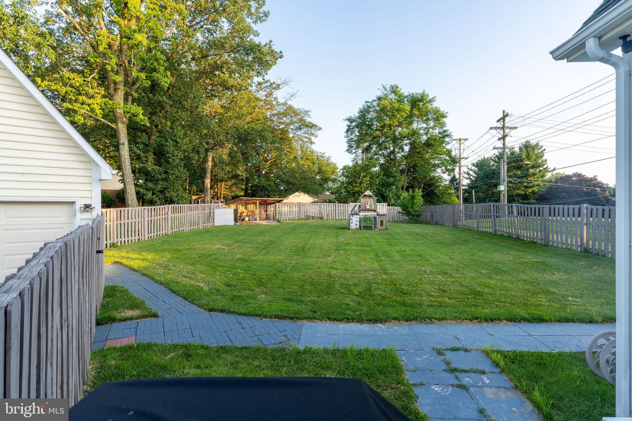 DAMASCUS OUTSIDE - Residential