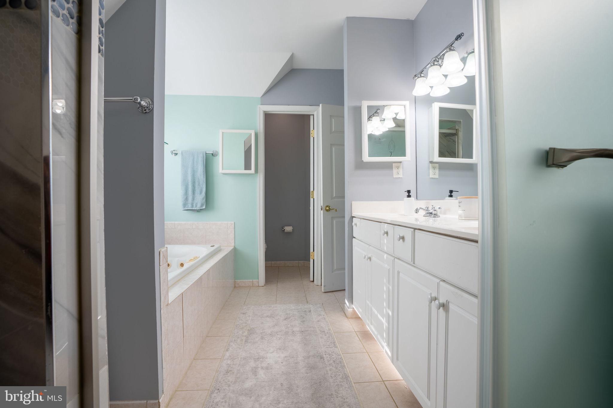 DAMASCUS OUTSIDE - Residential