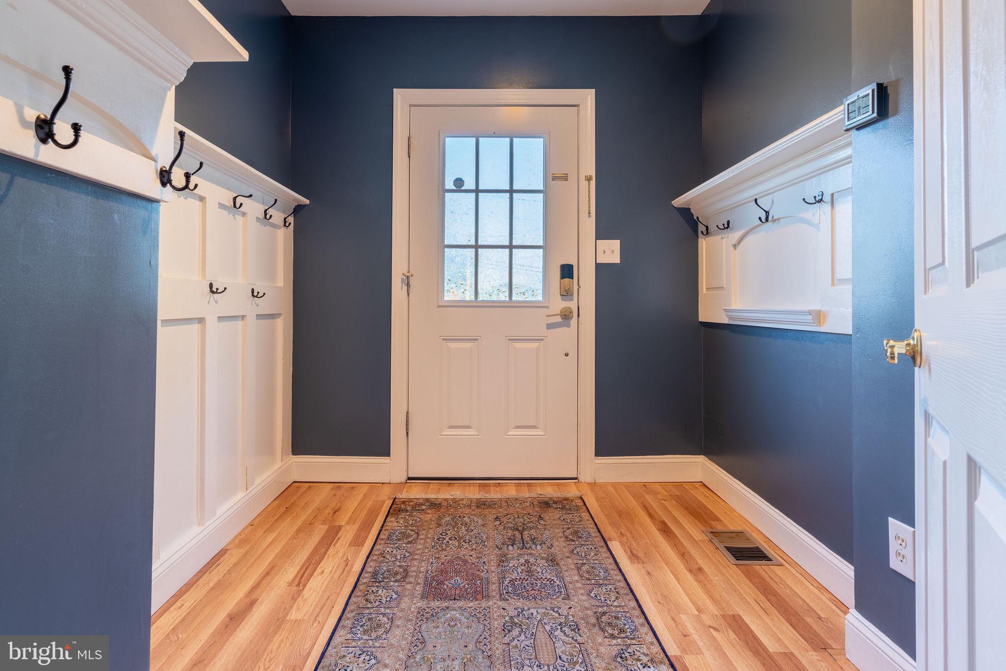 DAMASCUS OUTSIDE - Residential