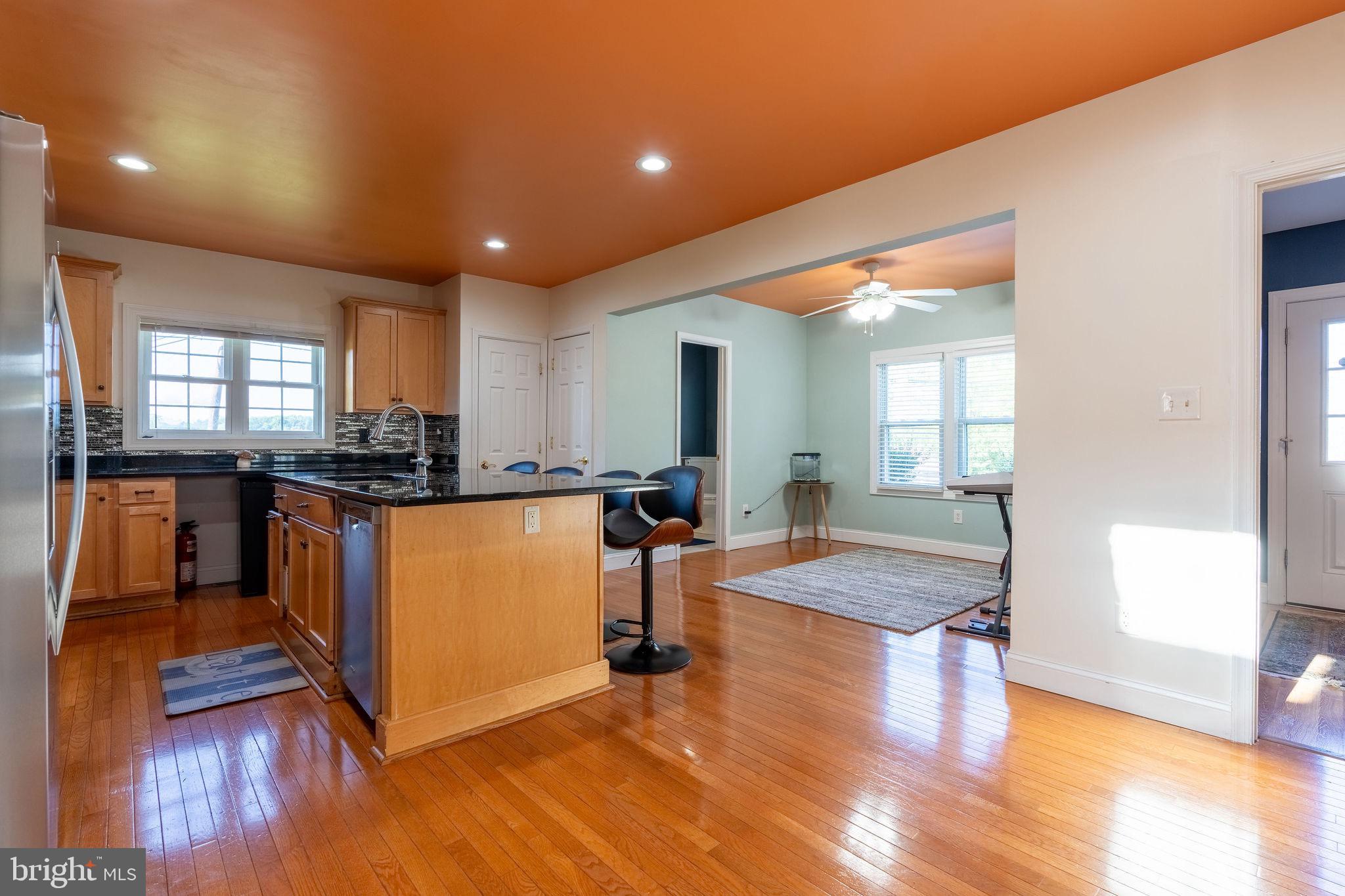 DAMASCUS OUTSIDE - Residential