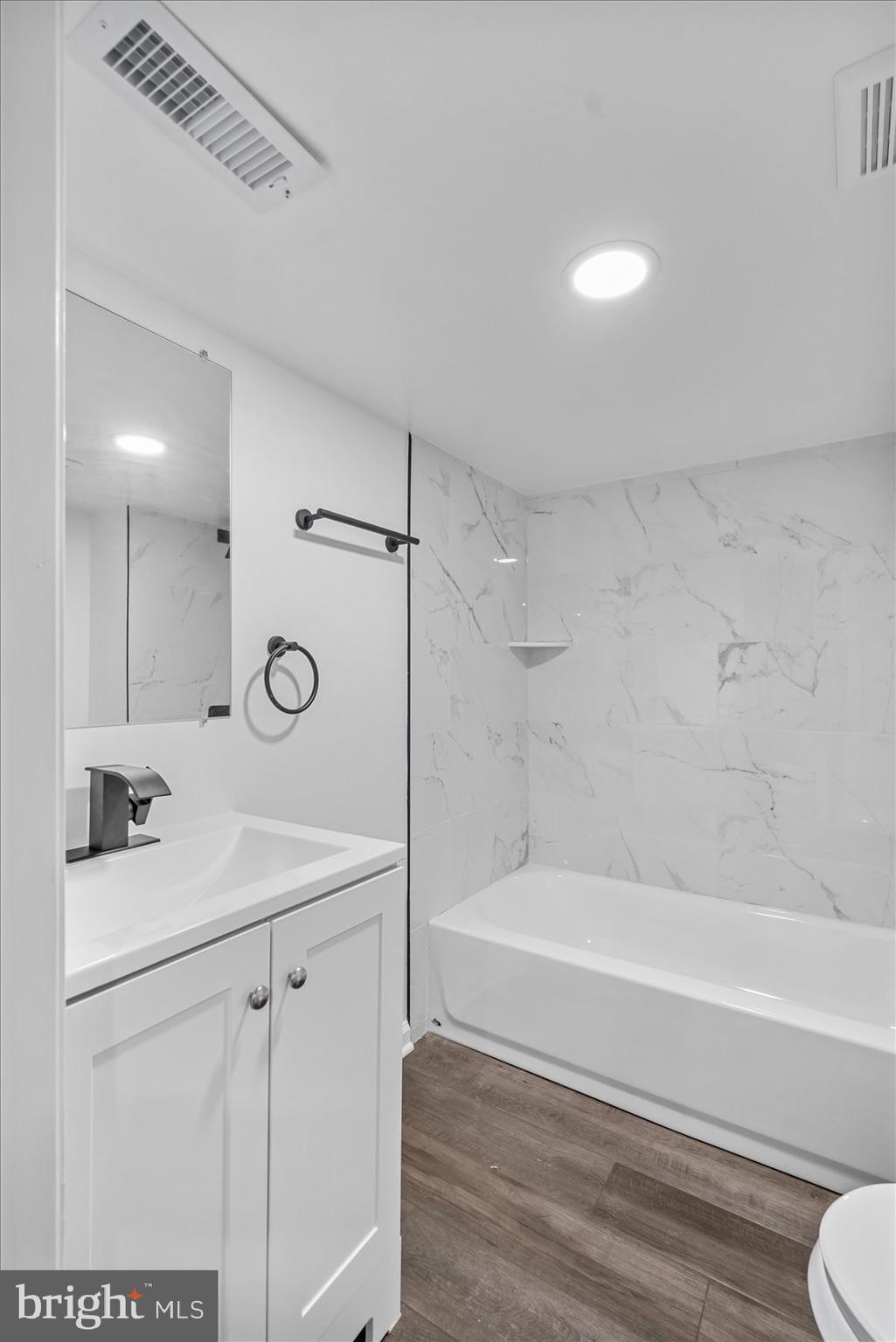 PARKVILLE - Residential