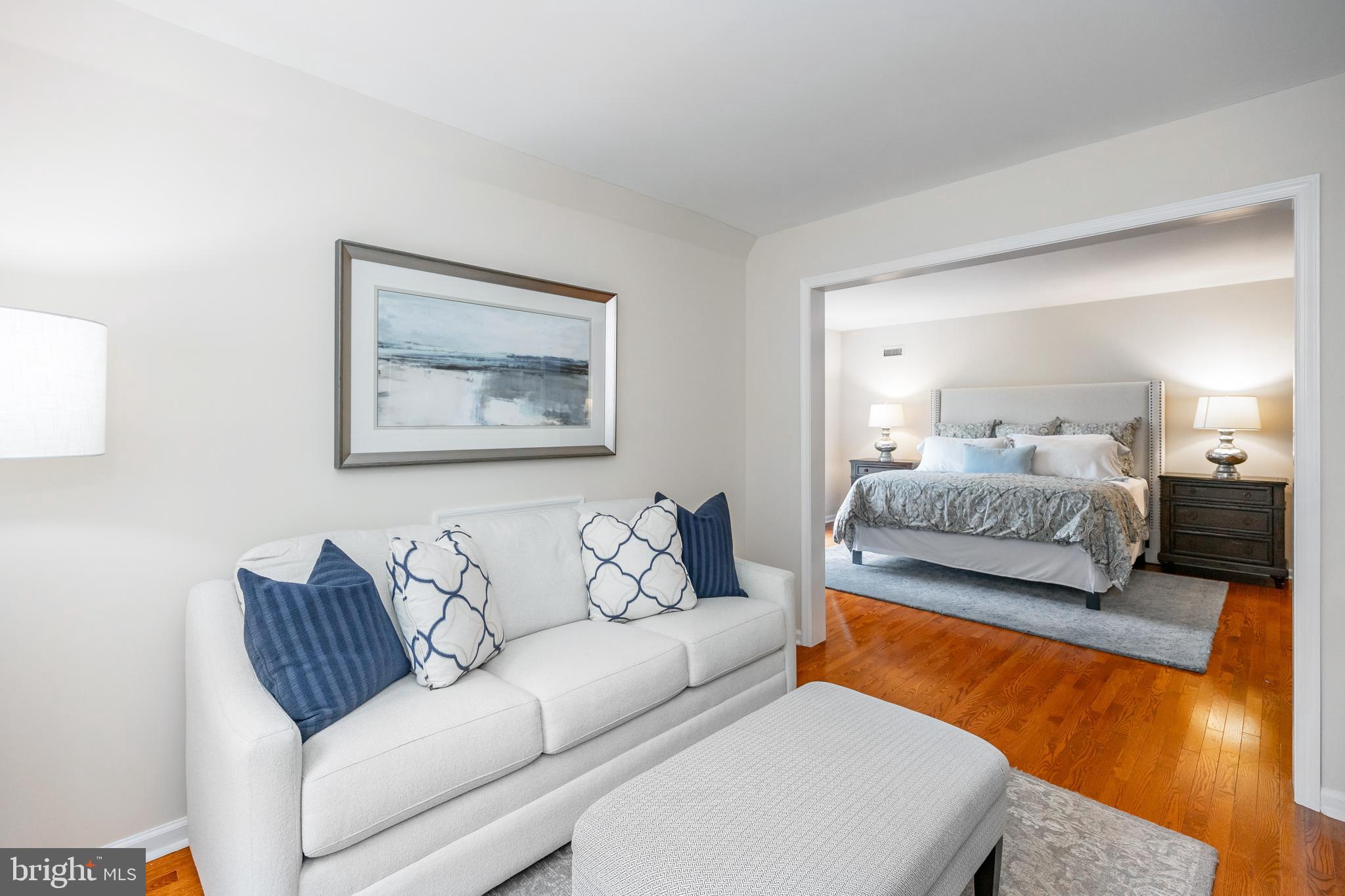 STURBRIDGE - Residential