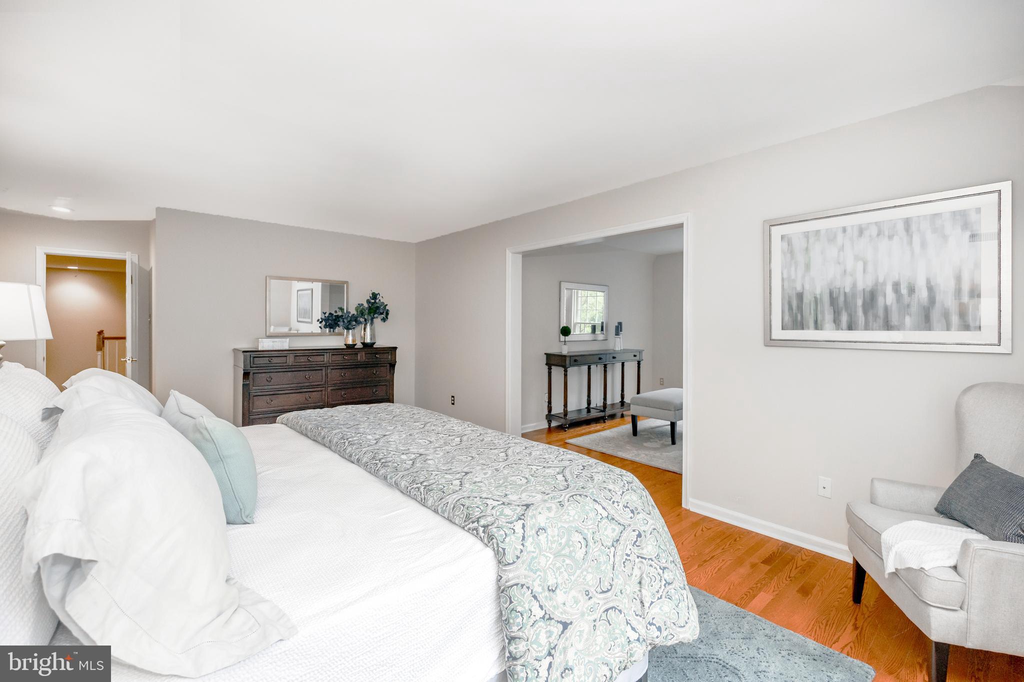 STURBRIDGE - Residential