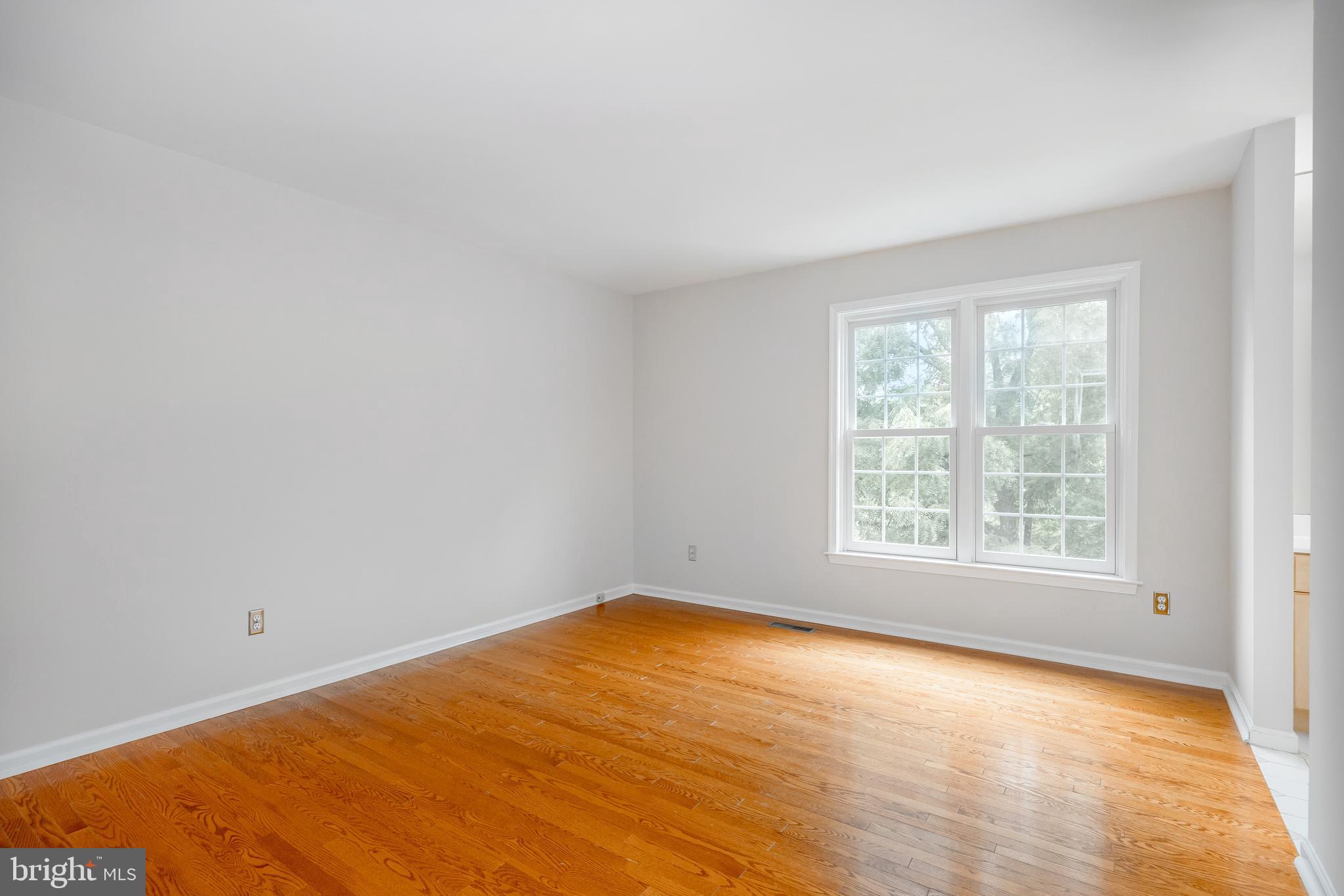 STURBRIDGE - Residential