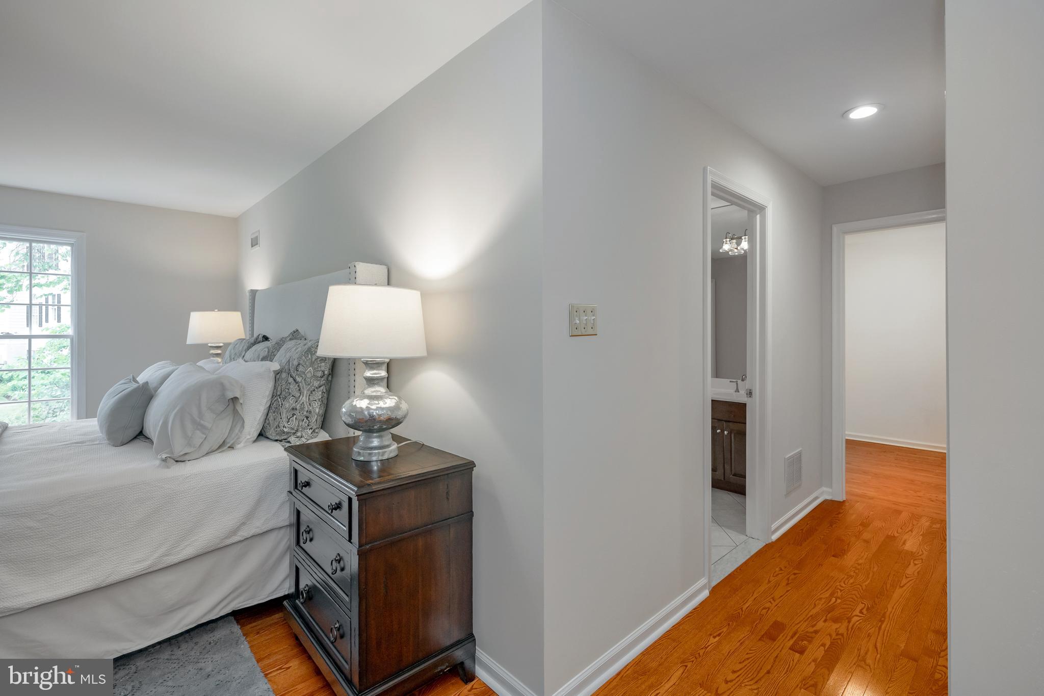 STURBRIDGE - Residential