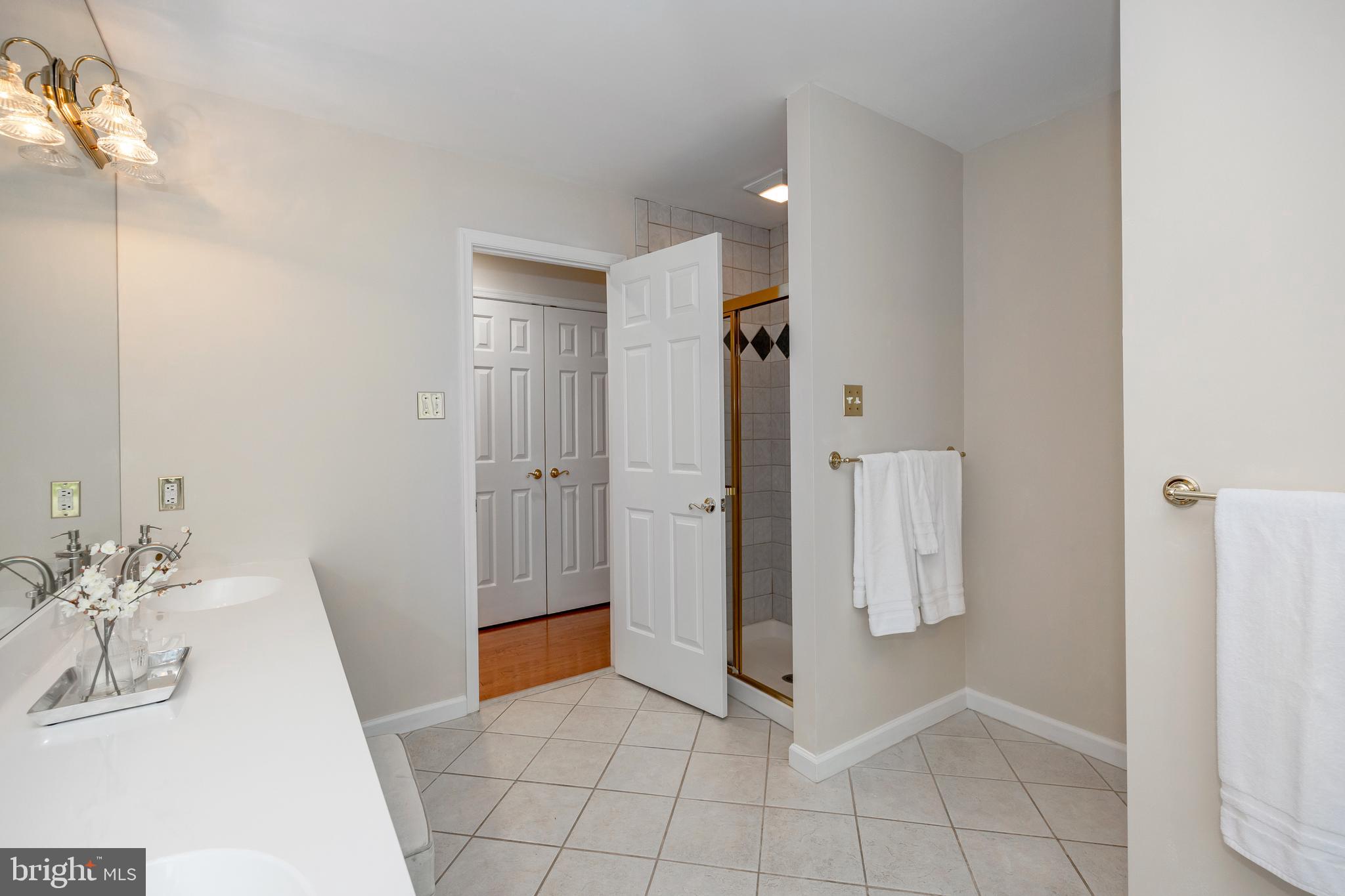 STURBRIDGE - Residential