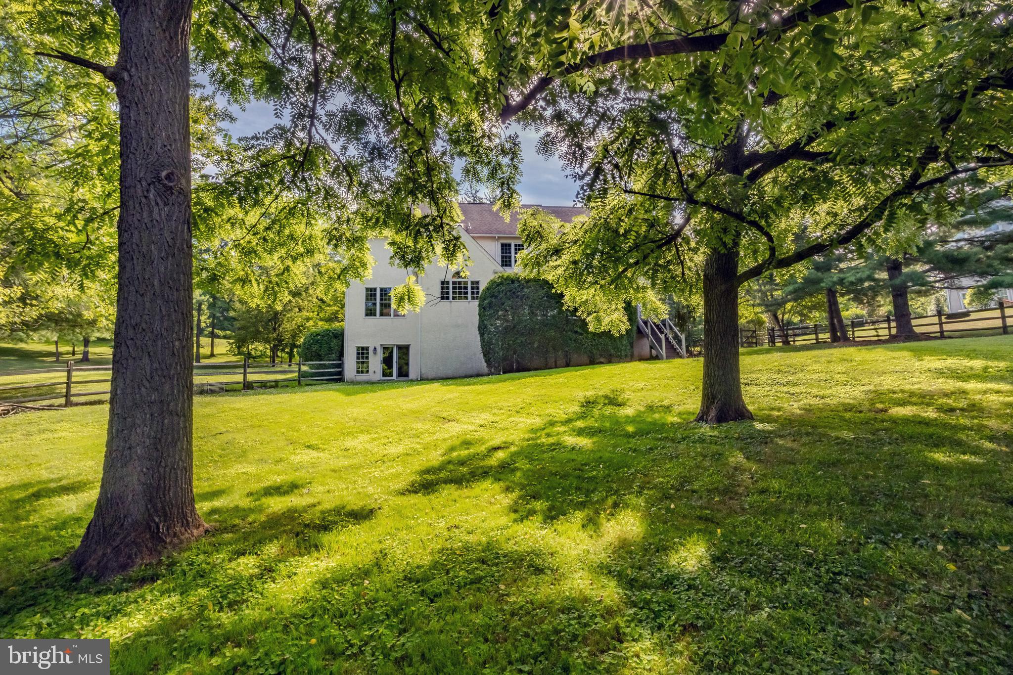 STURBRIDGE - Residential