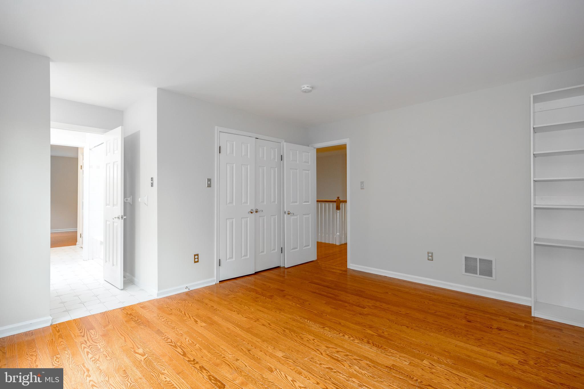 STURBRIDGE - Residential