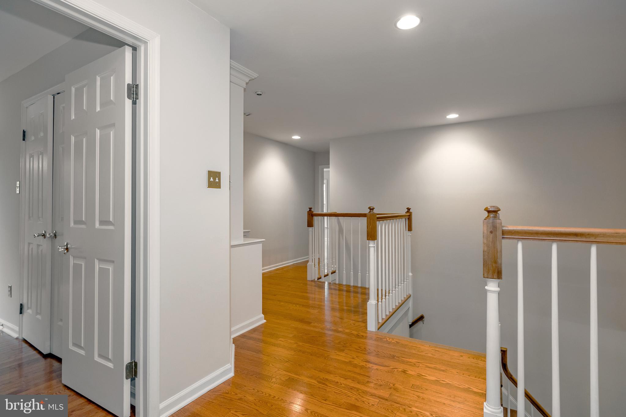 STURBRIDGE - Residential