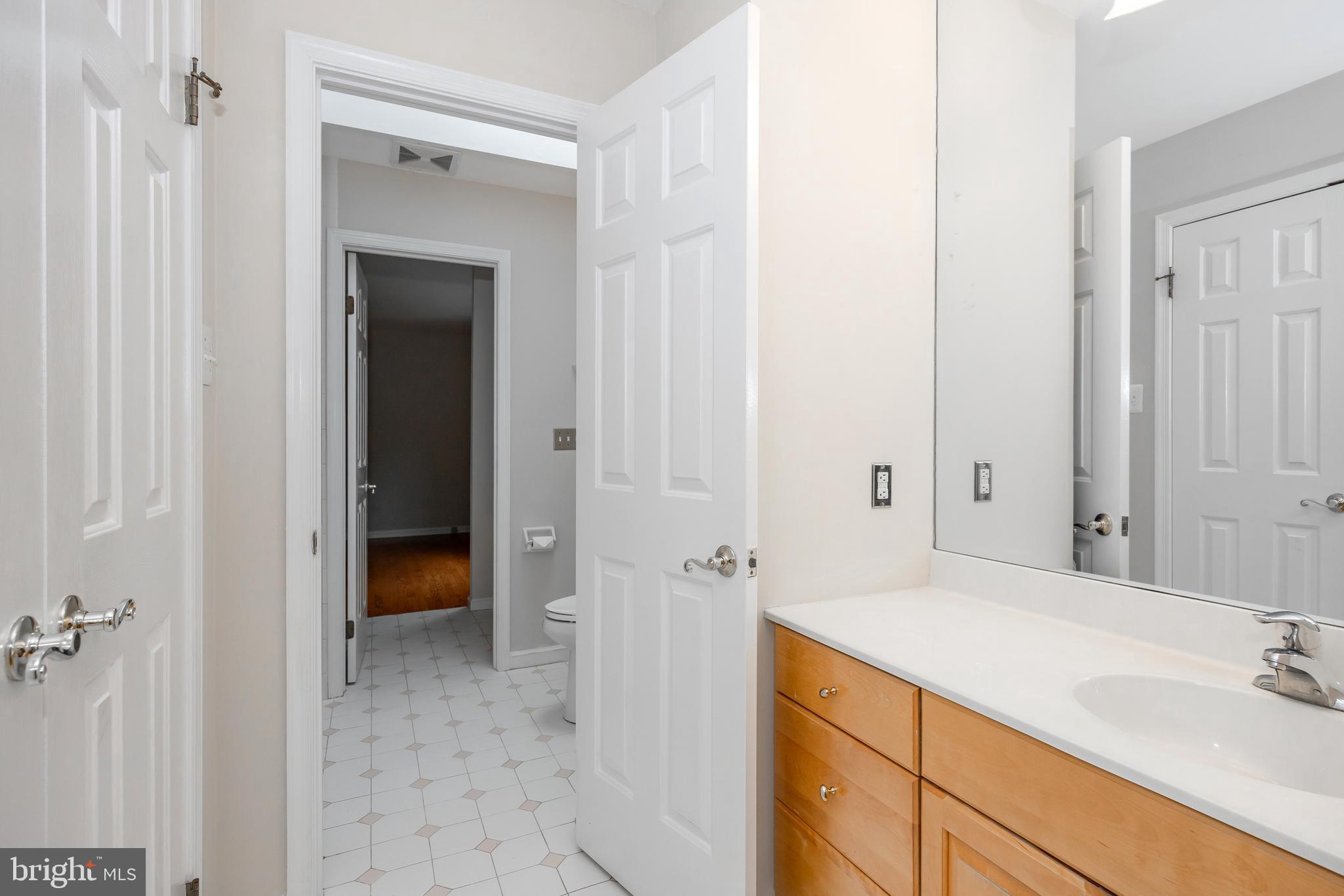 STURBRIDGE - Residential