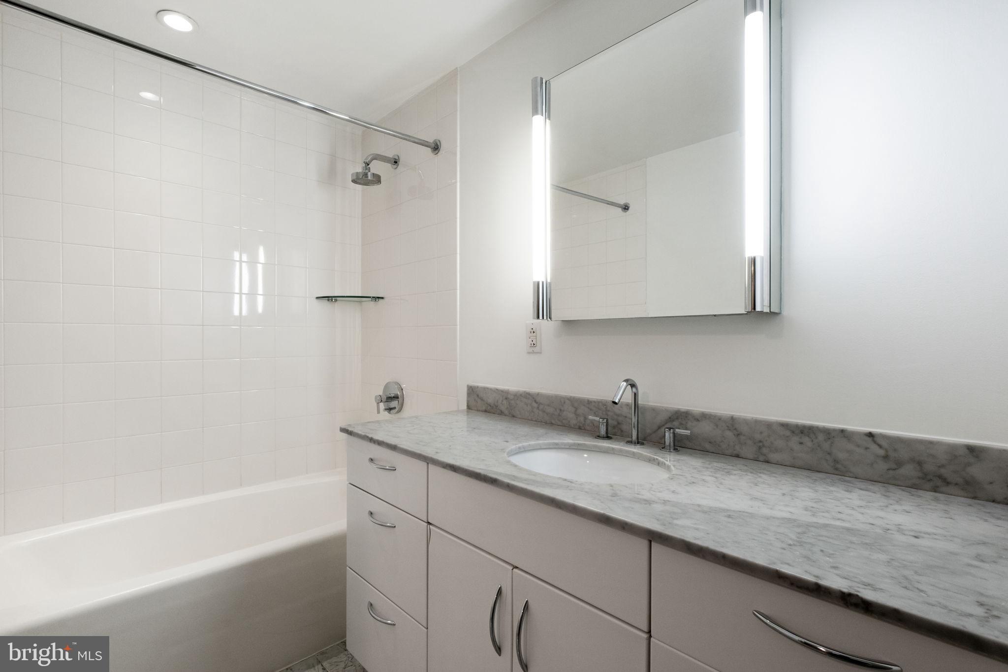 RITTENHOUSE SQUARE - Residential Lease