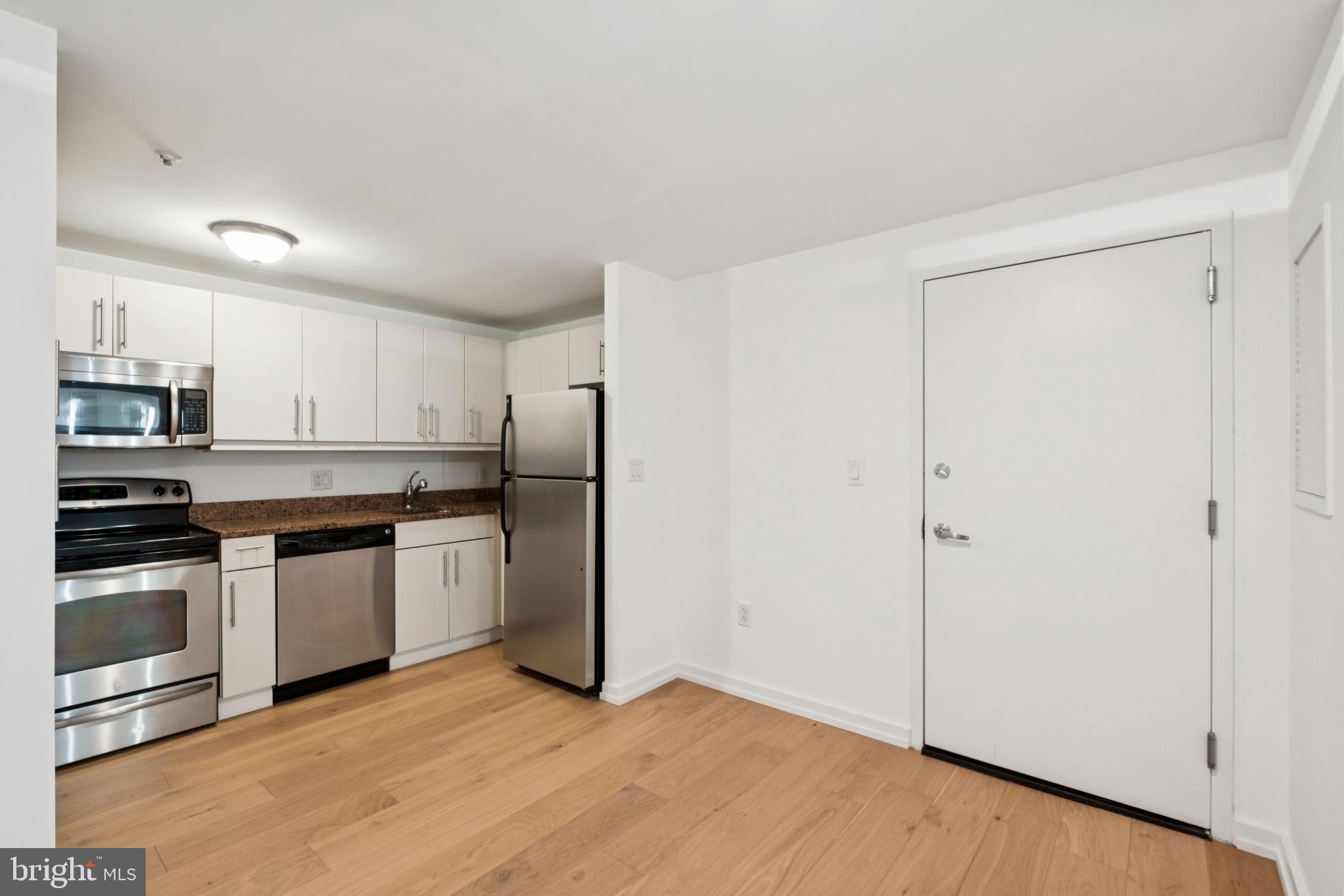 RITTENHOUSE SQUARE - Residential Lease