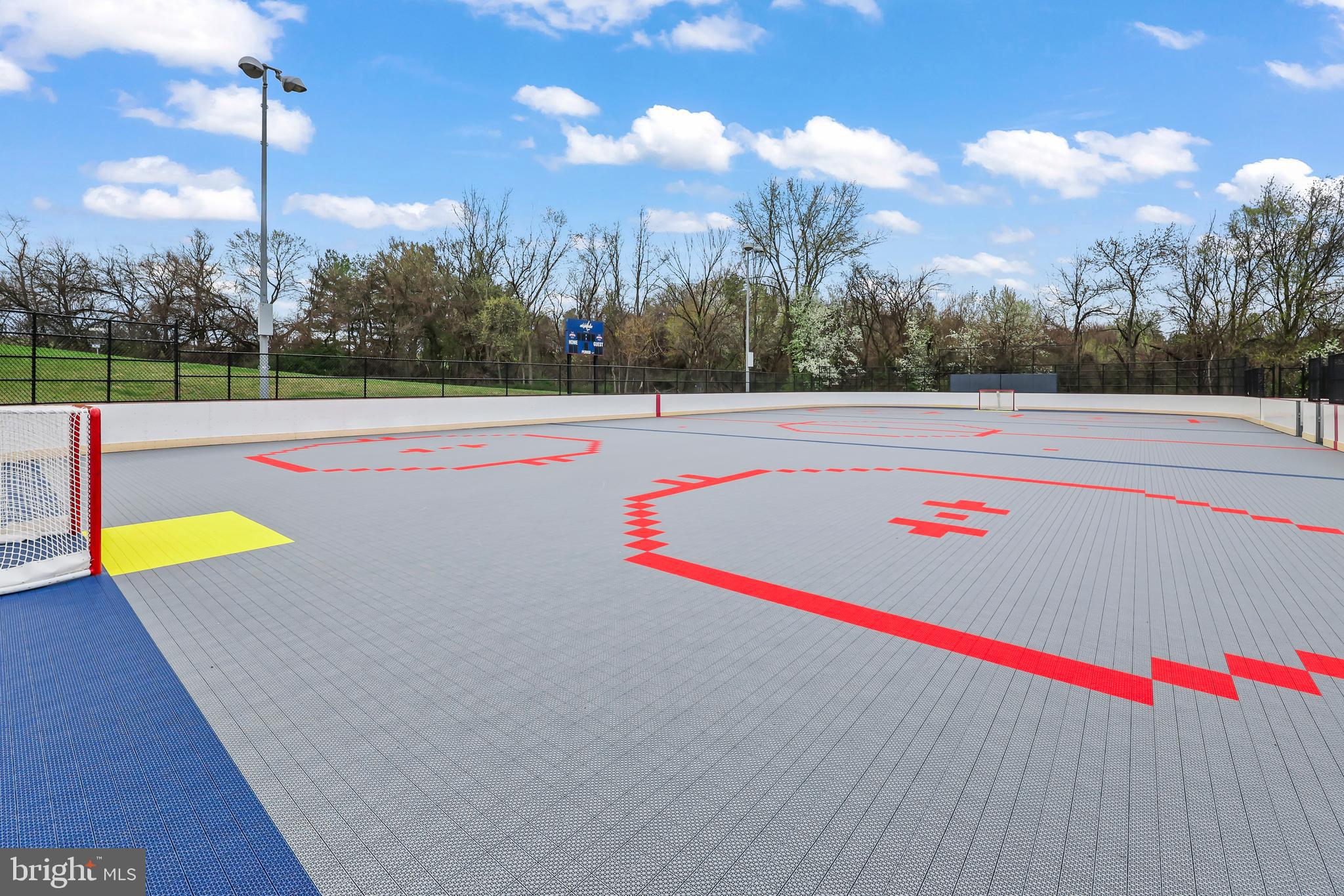 ROUND HILL - Residential