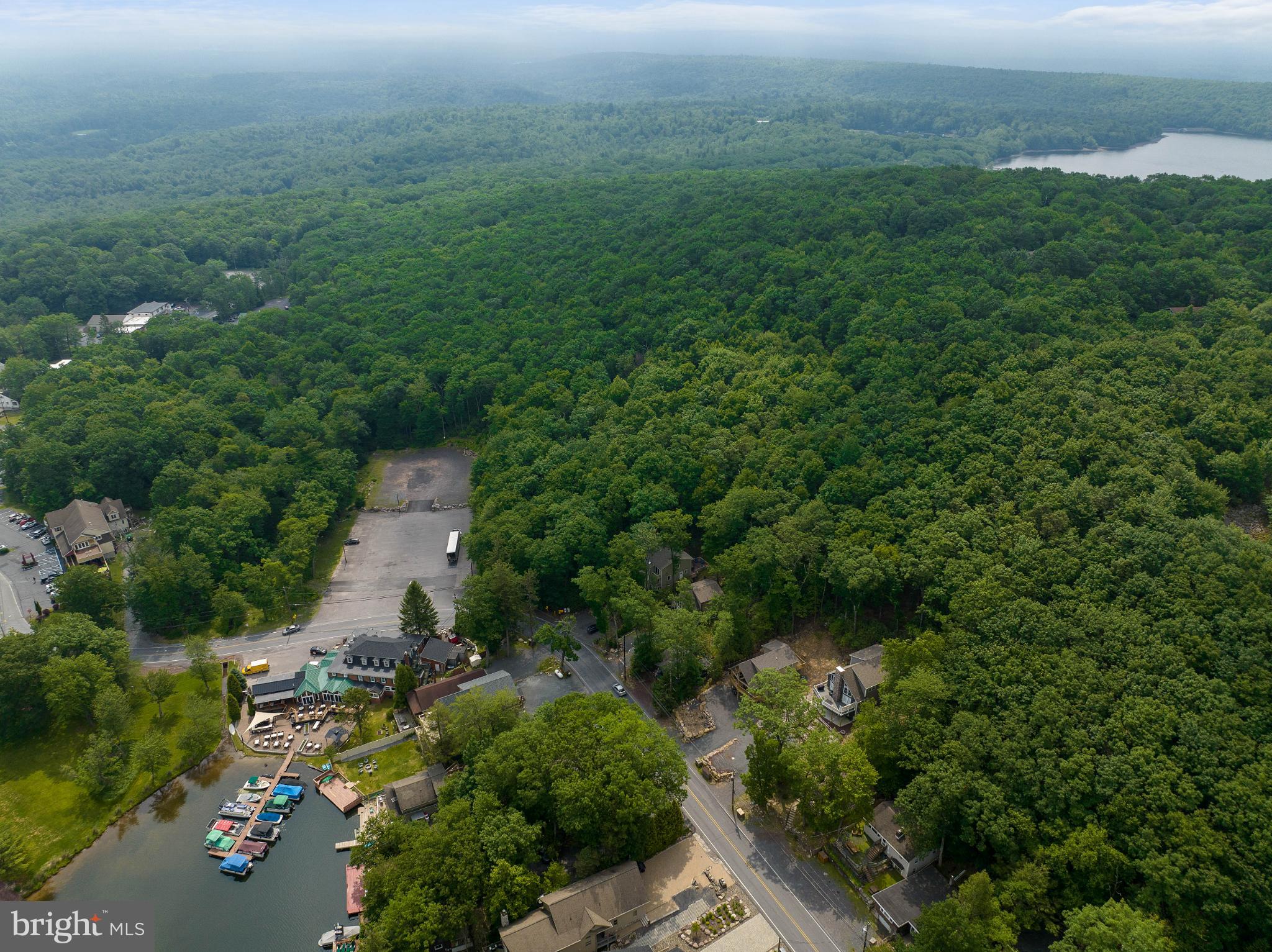 LAKE HARMONY - Residential