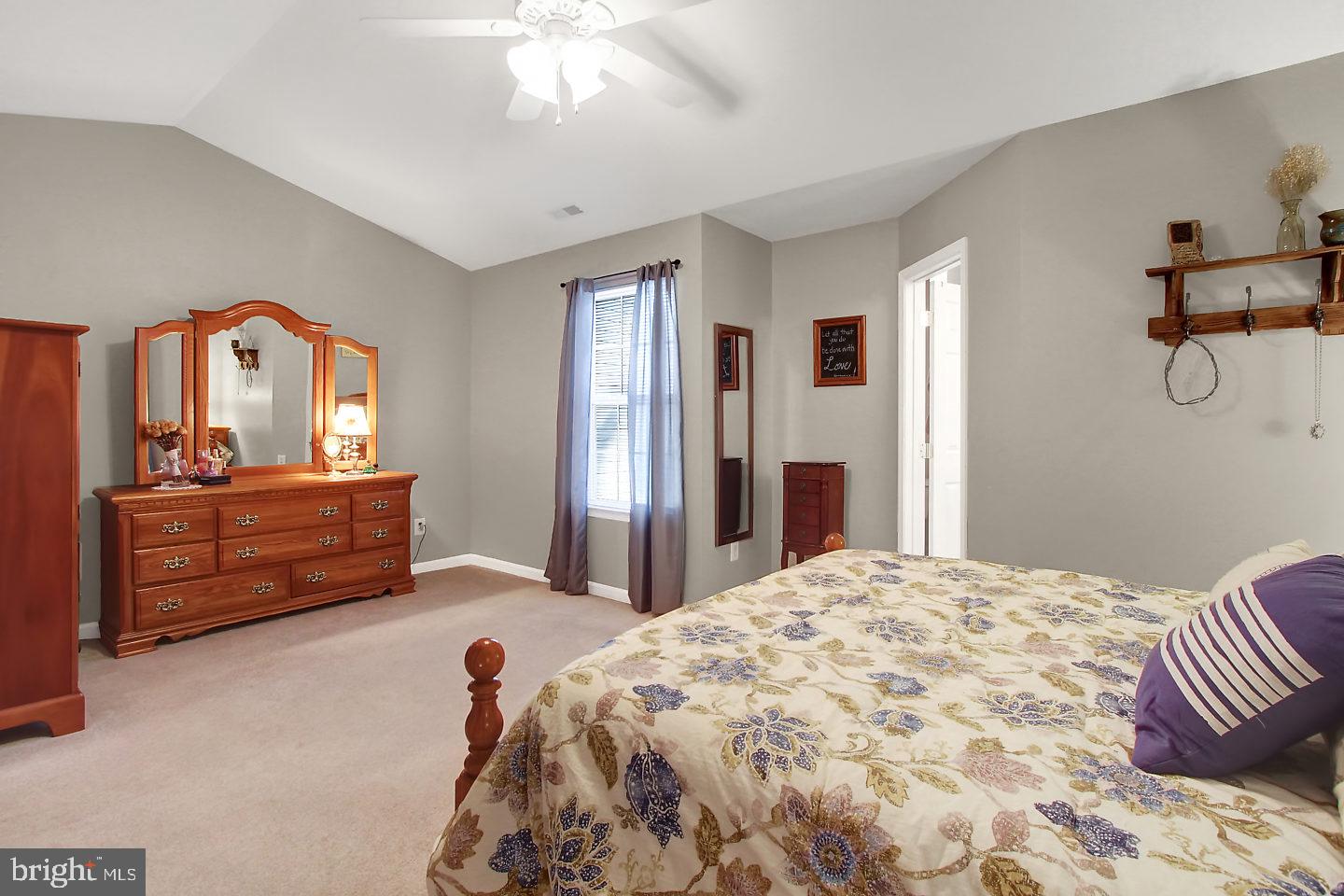 PEACEFIELDS - Residential
