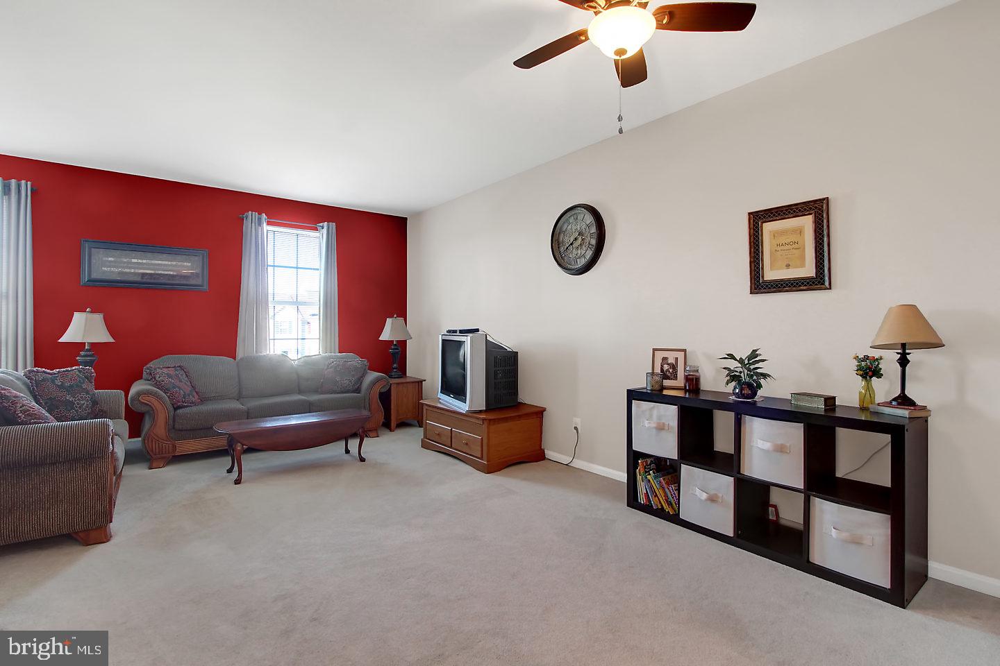 PEACEFIELDS - Residential