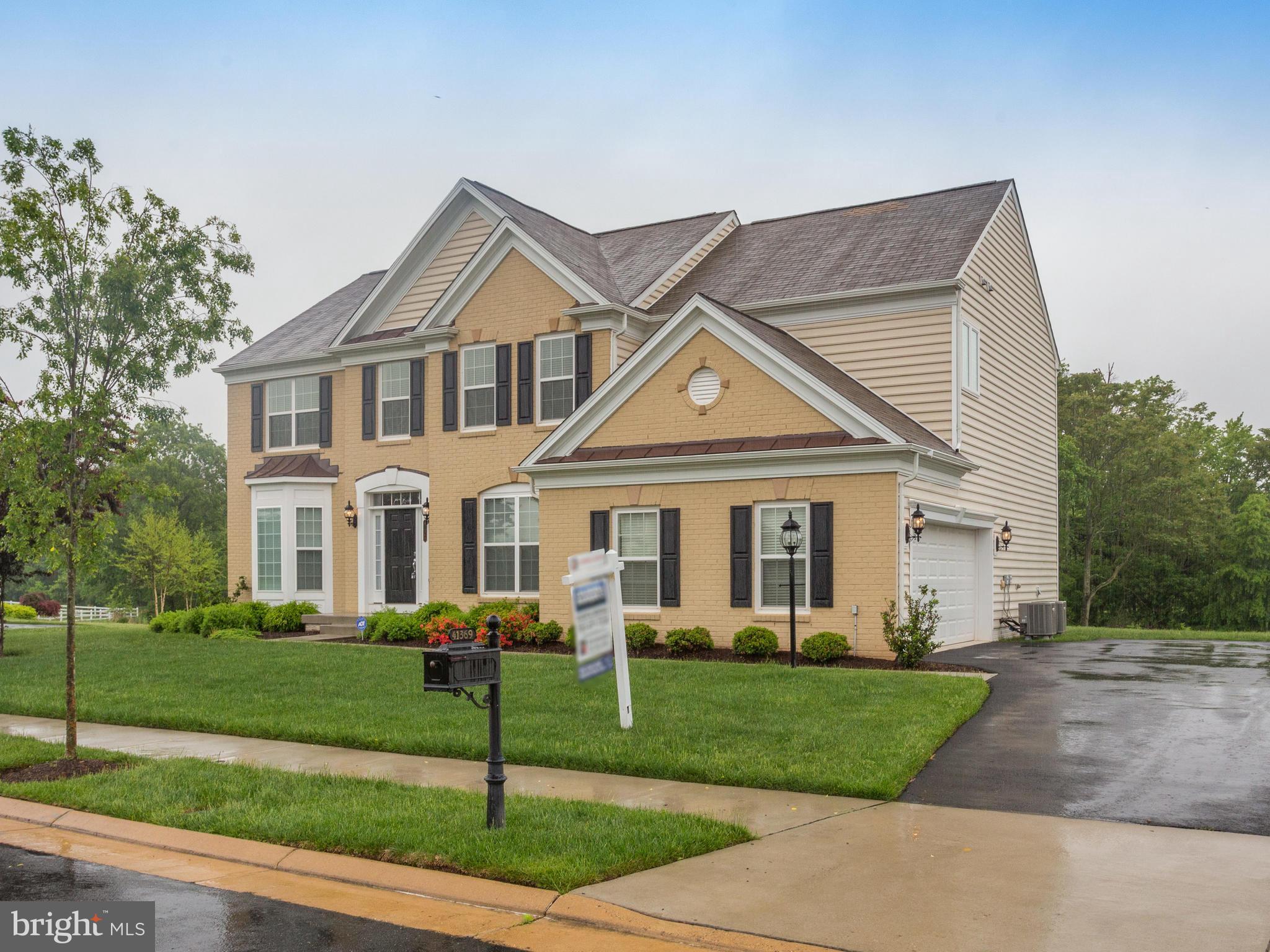 RED CEDAR - Residential