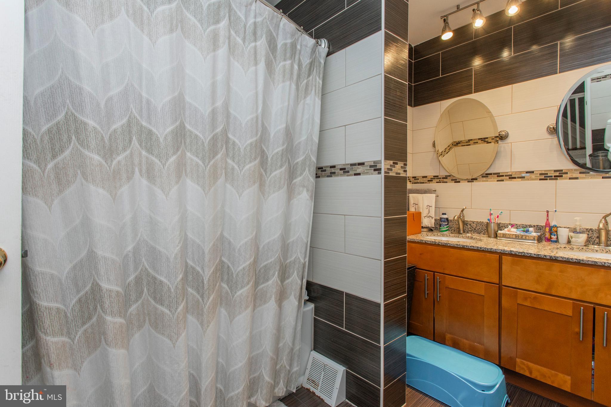 PARKWOOD - Residential