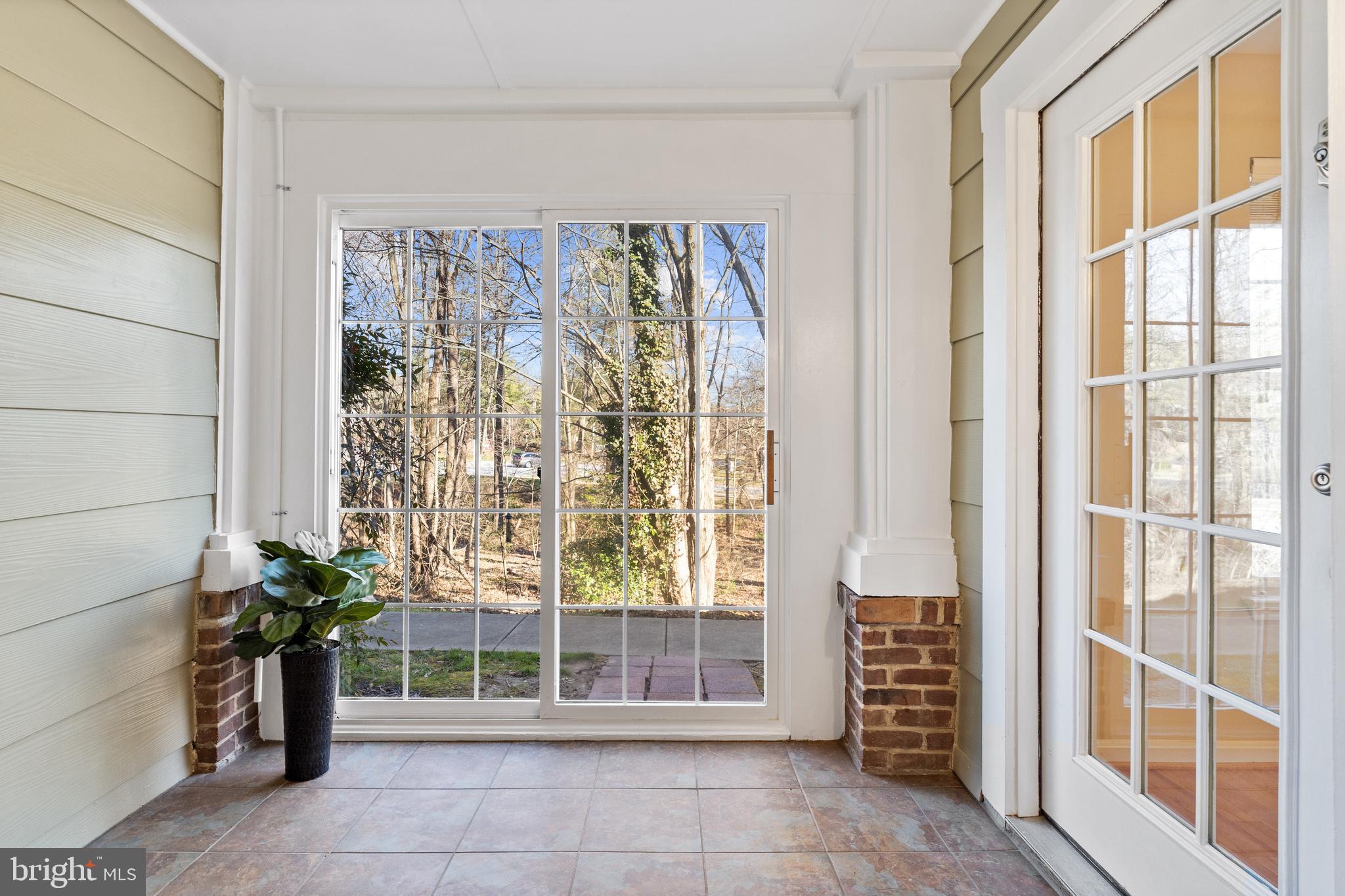 KENTLANDS RIDGE - Residential