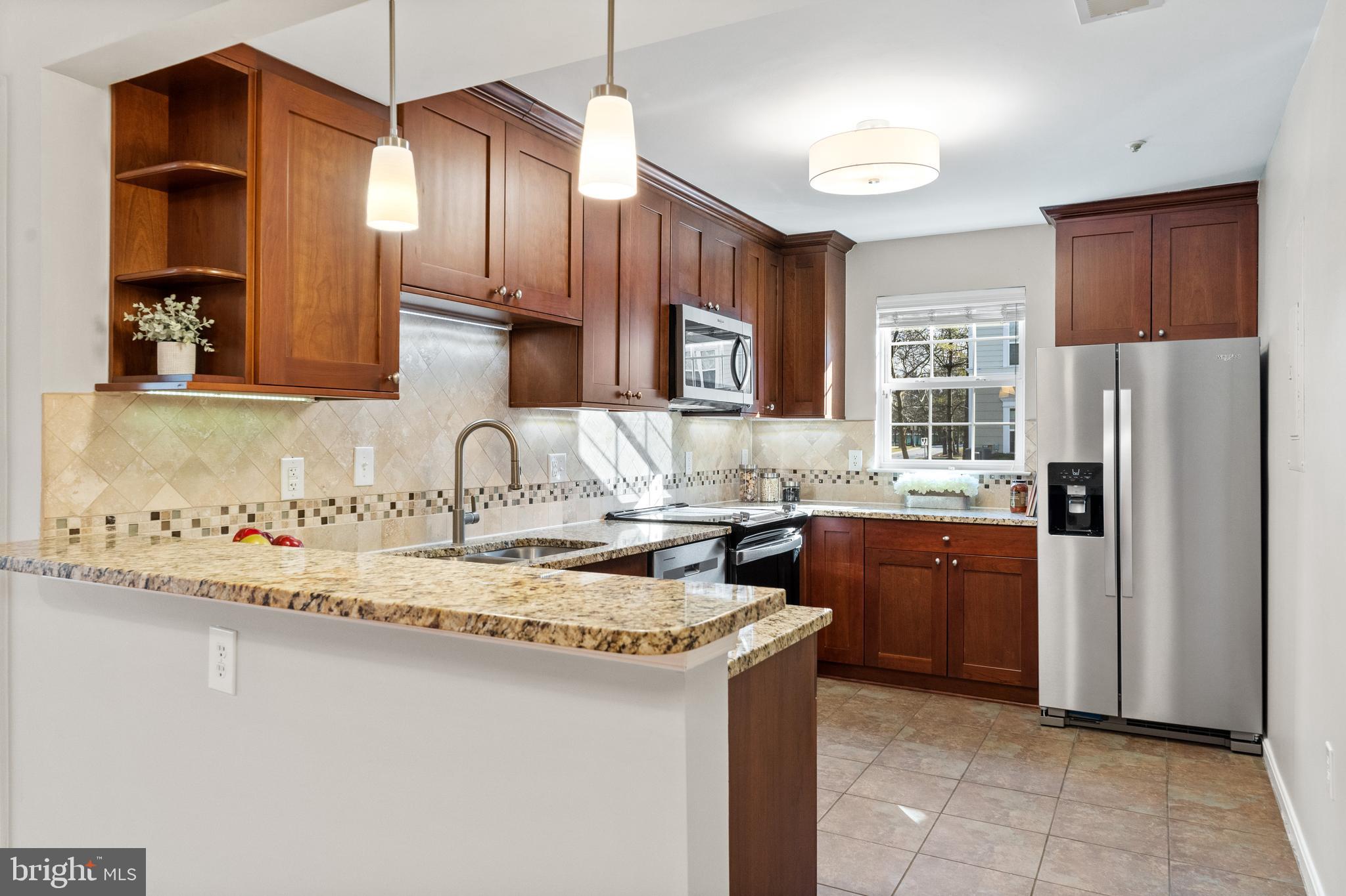 KENTLANDS RIDGE - Residential