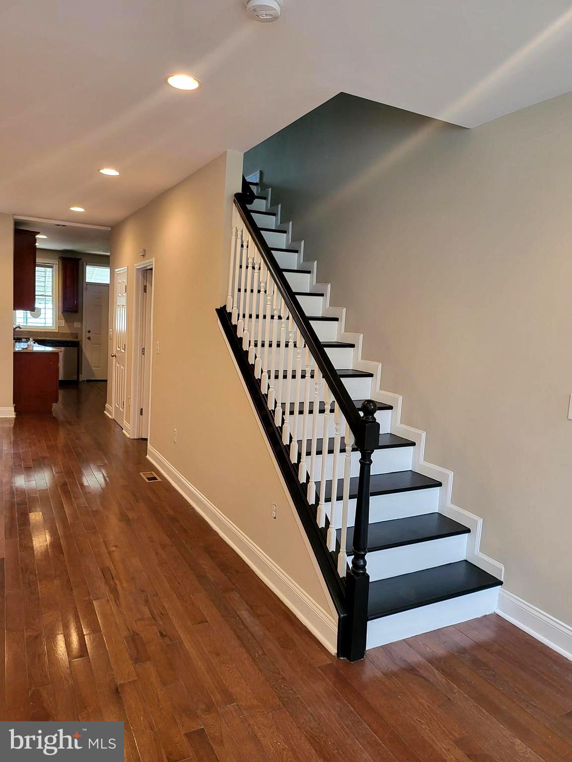 OLIVER - Residential