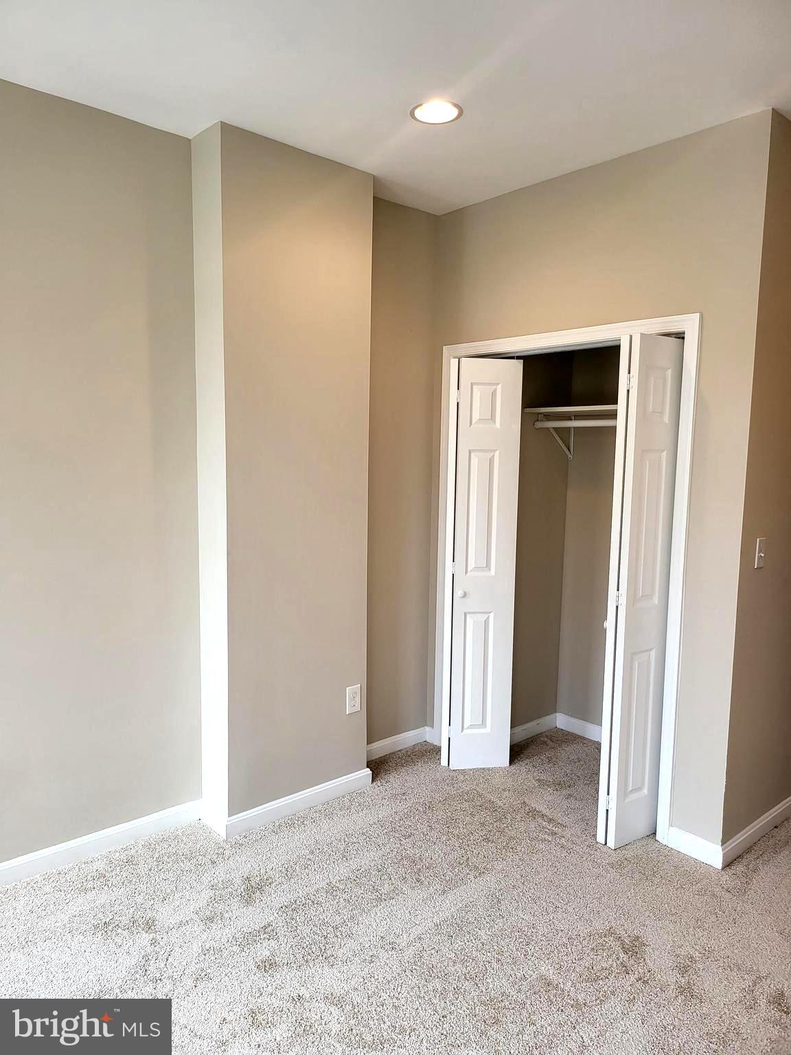OLIVER - Residential