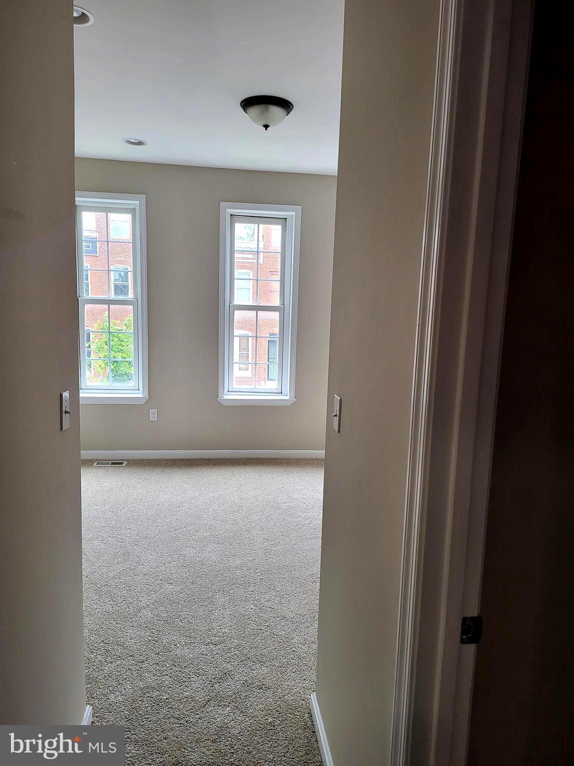 OLIVER - Residential