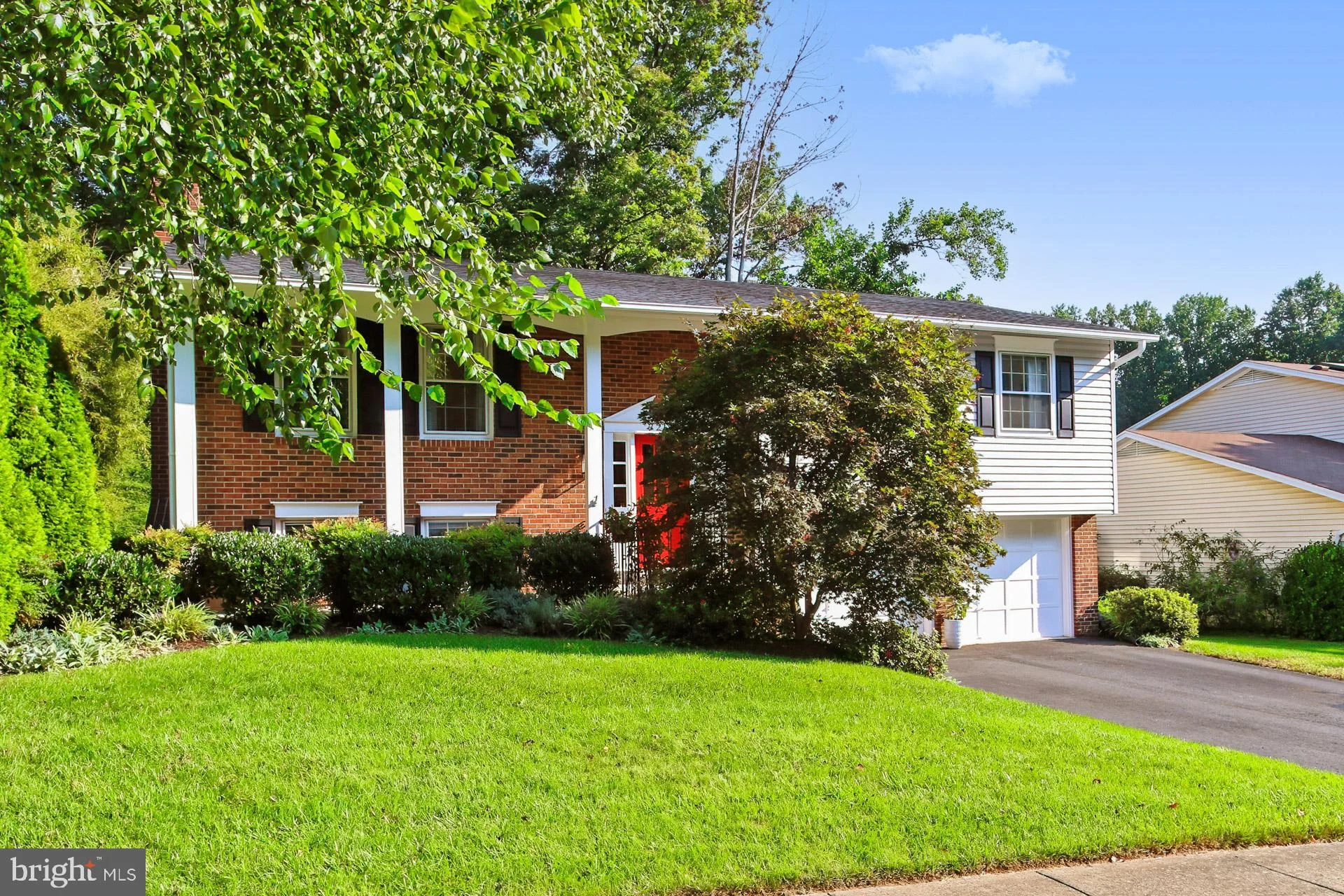 7212 Neaptide Lane, Burke, VA 22015