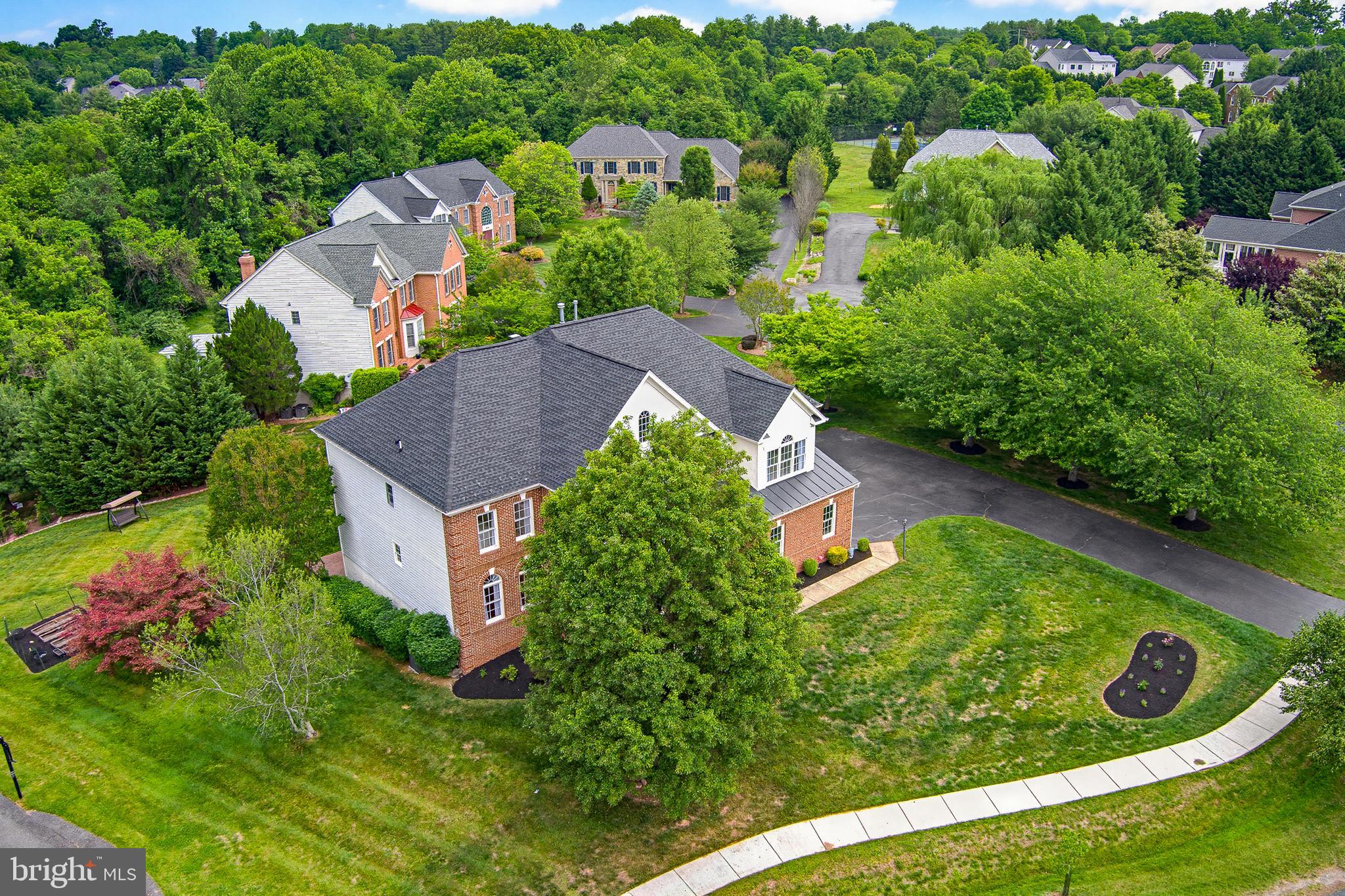 HAMPSHIRE GREENS - Residential
