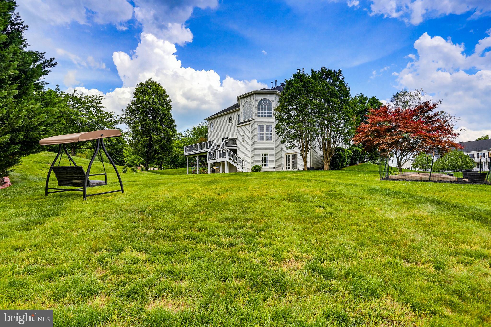HAMPSHIRE GREENS - Residential
