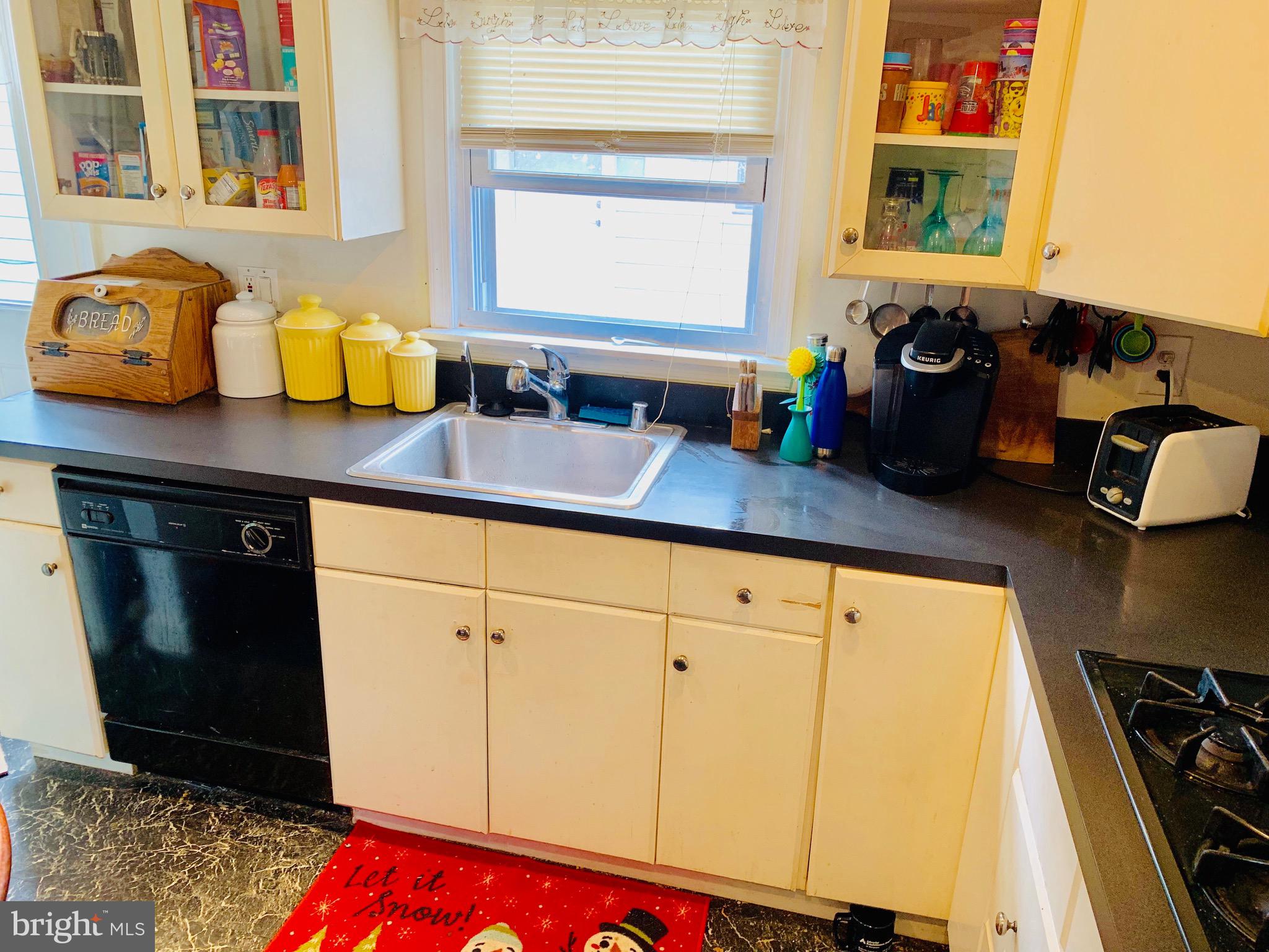 HYATTSVILLE - Residential