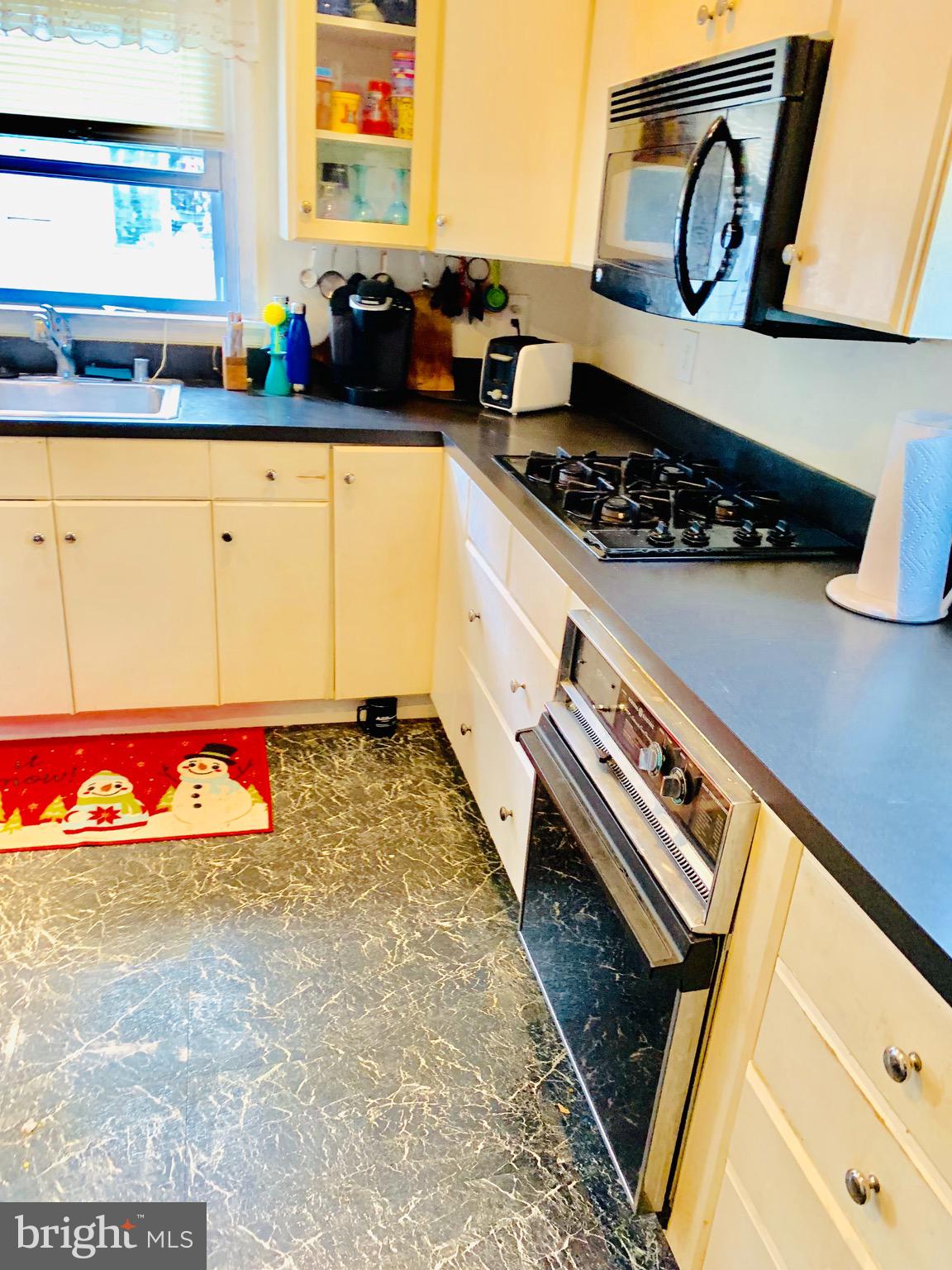 HYATTSVILLE - Residential