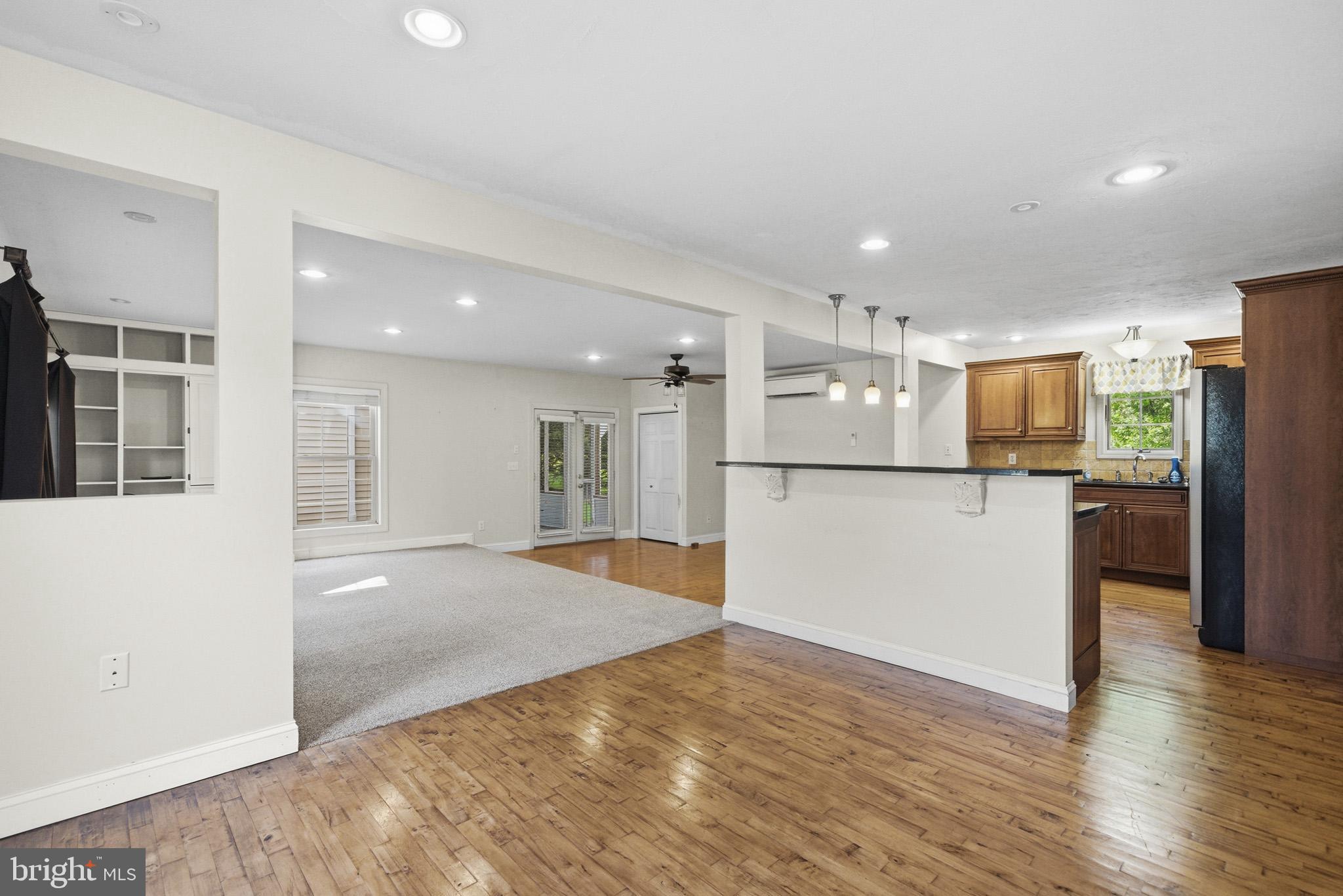 LAKE HERITAGE - Residential
