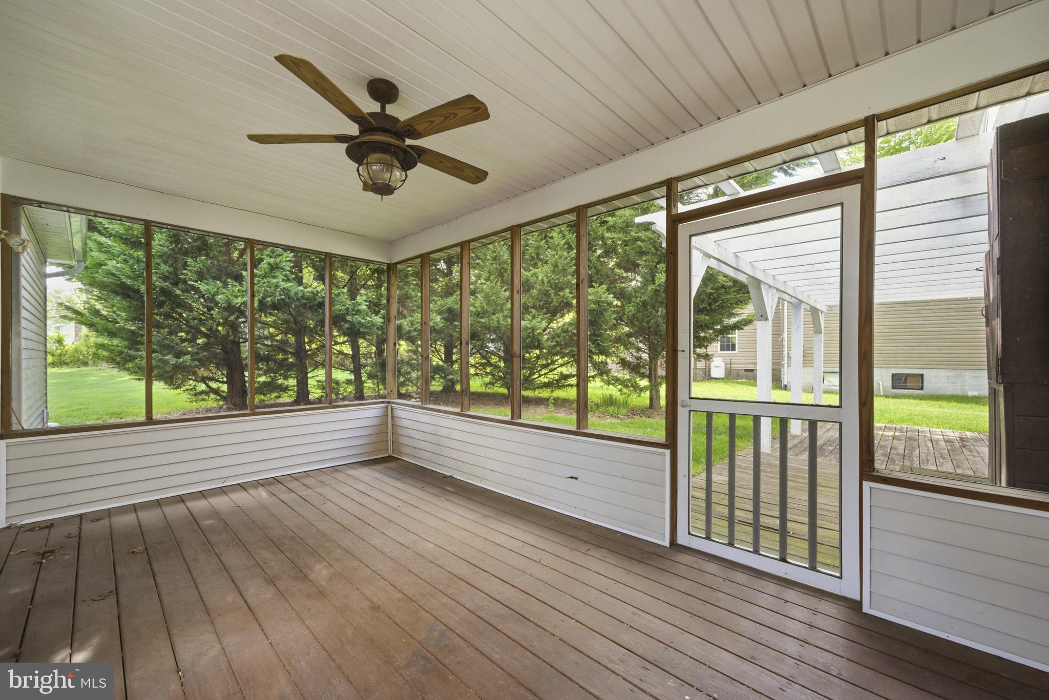 LAKE HERITAGE - Residential