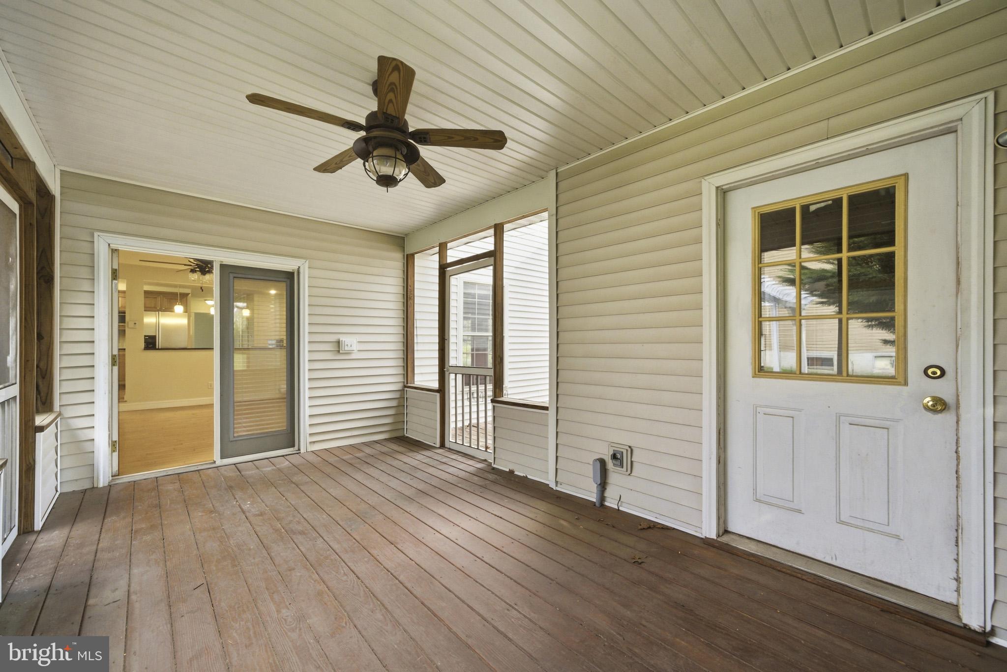 LAKE HERITAGE - Residential