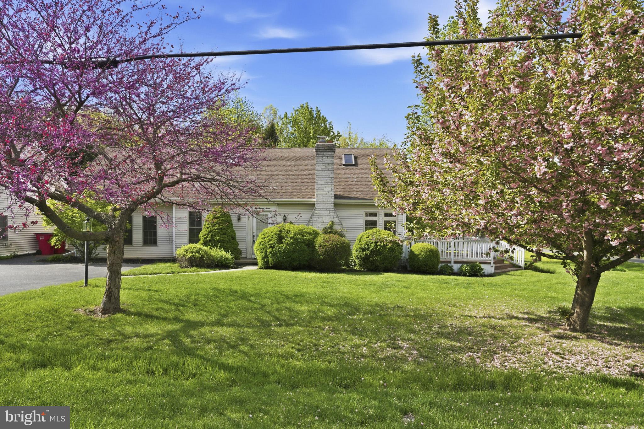 LAKE HERITAGE - Residential