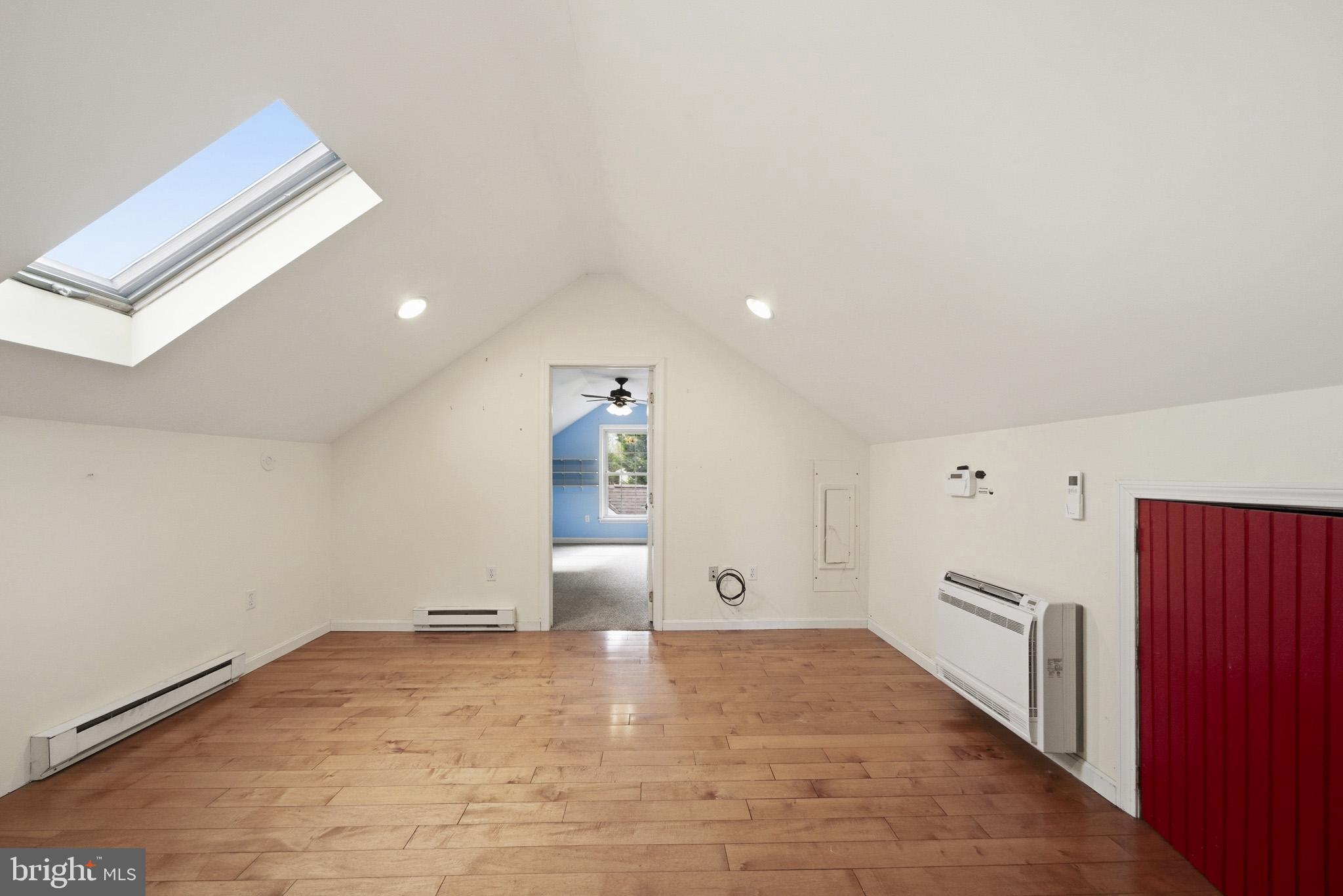 LAKE HERITAGE - Residential