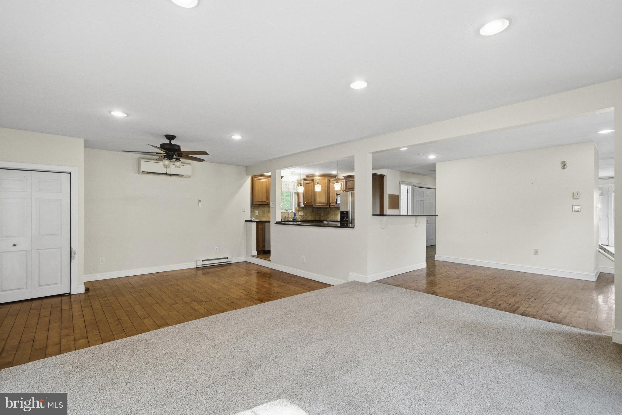 LAKE HERITAGE - Residential