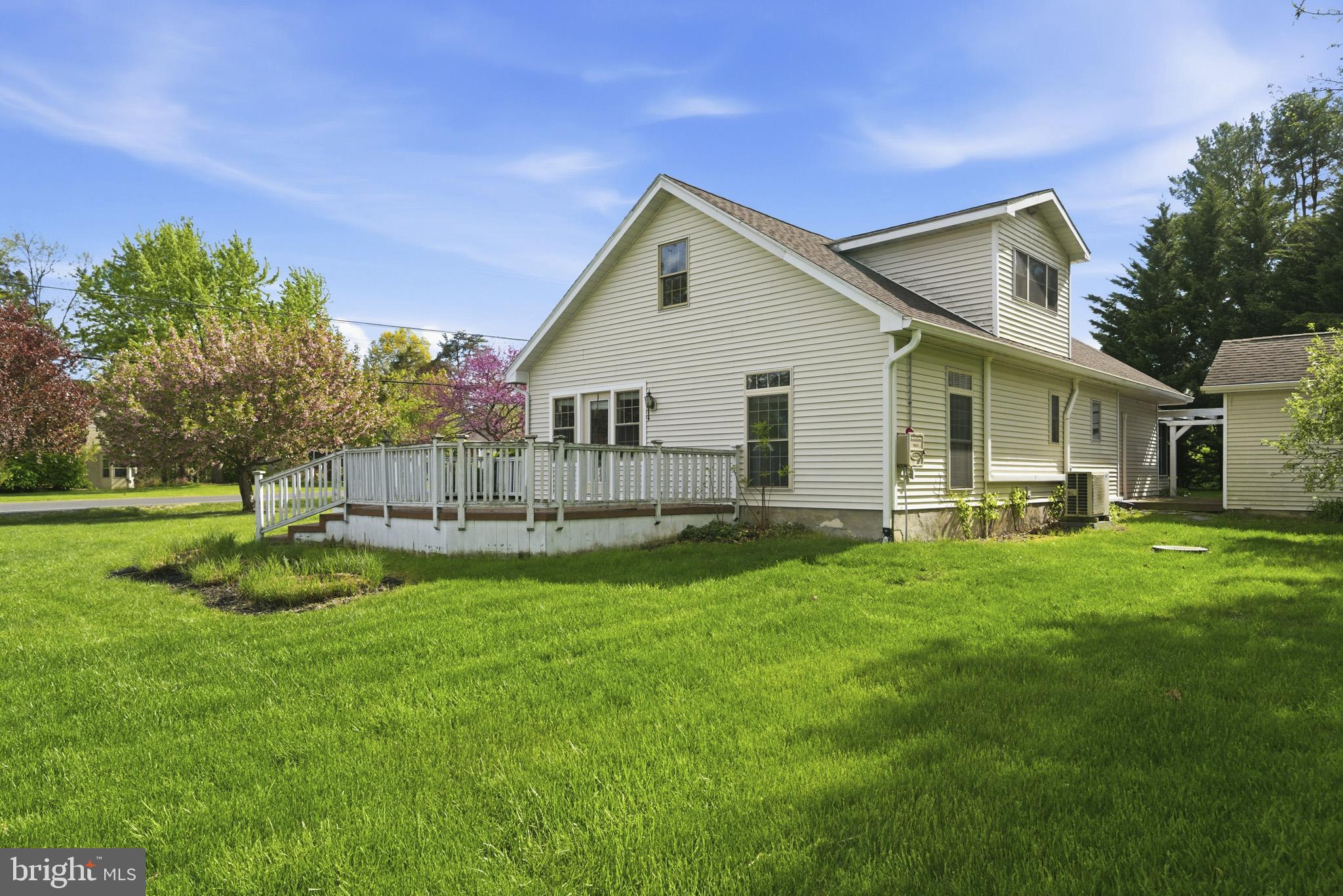 LAKE HERITAGE - Residential