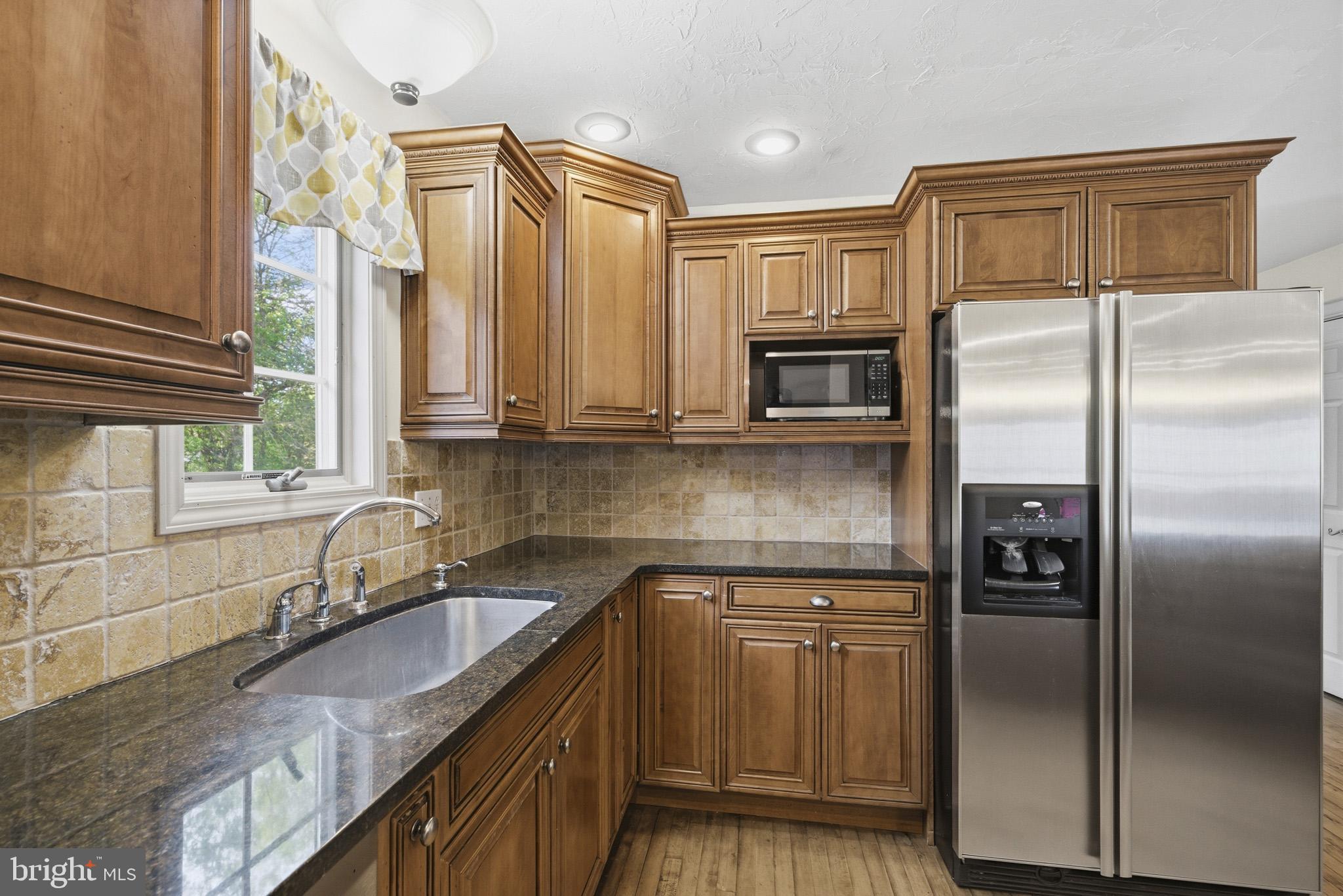 LAKE HERITAGE - Residential