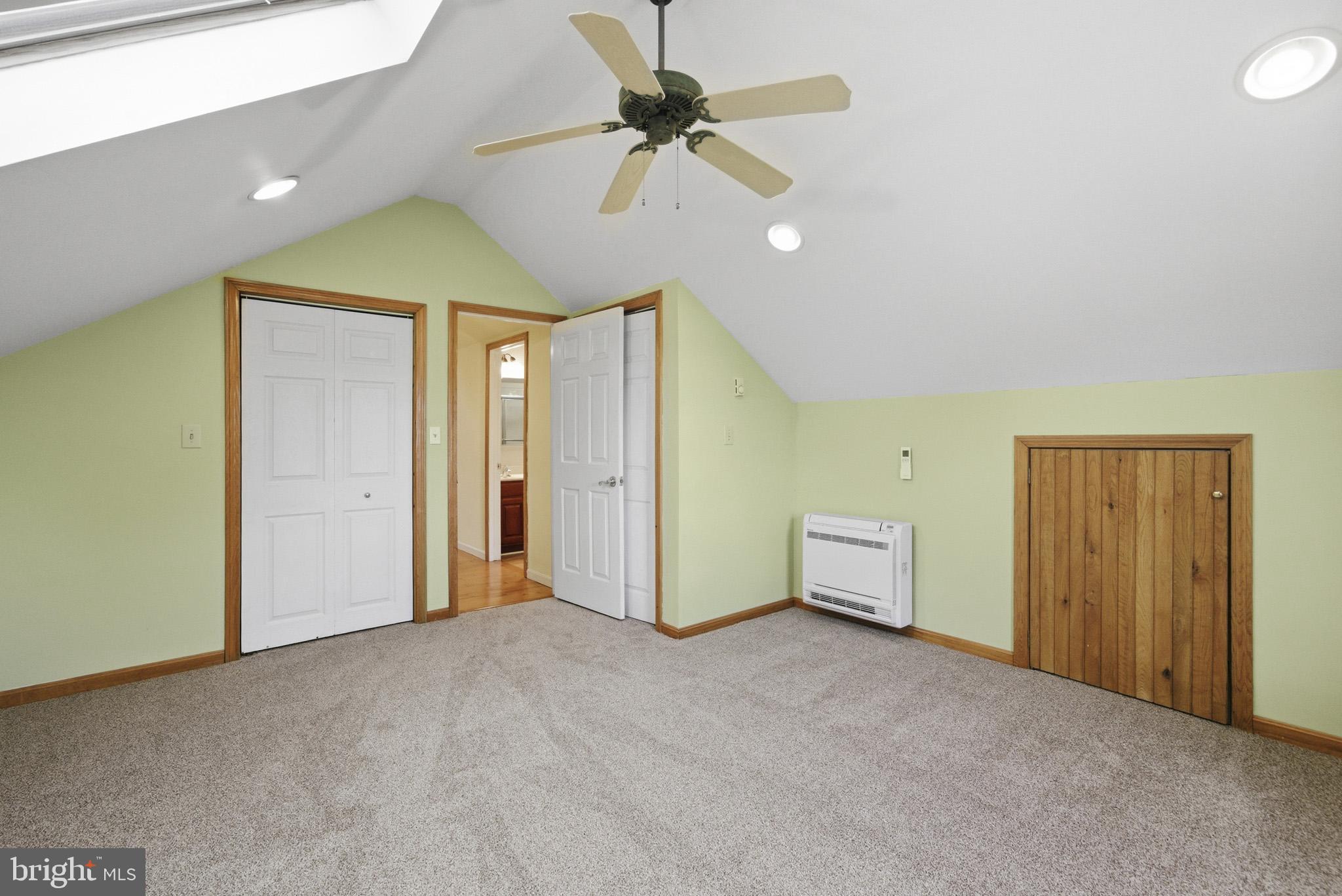LAKE HERITAGE - Residential