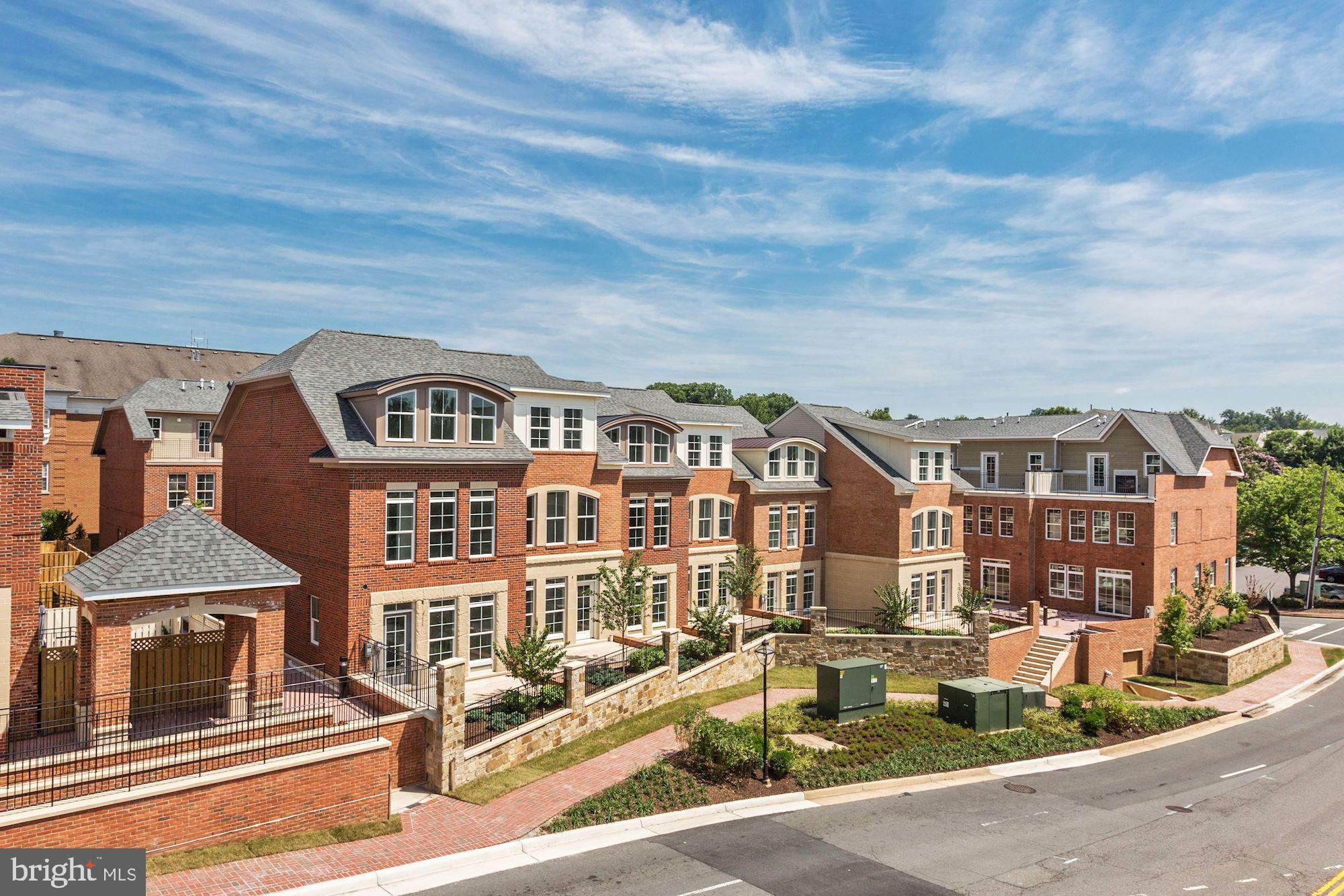 MAYFAIR ON MAIN - Residential