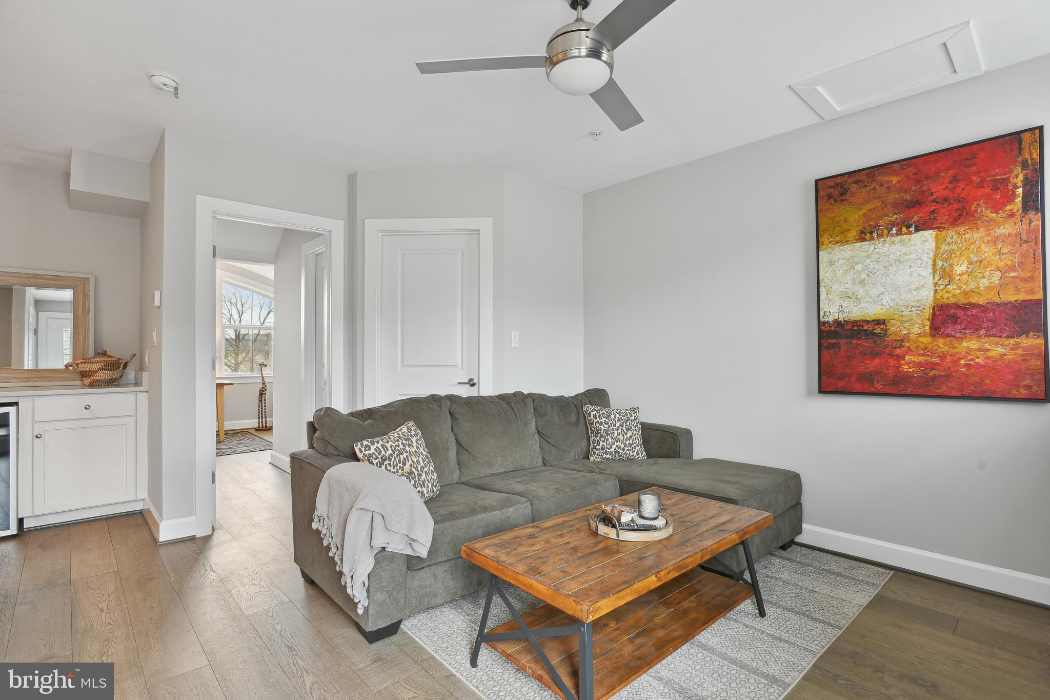 MAYFAIR ON MAIN - Residential