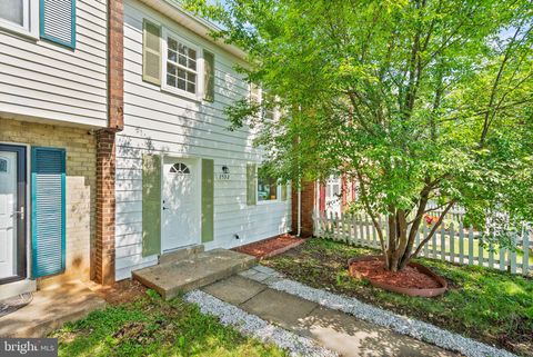 2532 SEDGEWICK PLACE DUMFRIES VA 22026