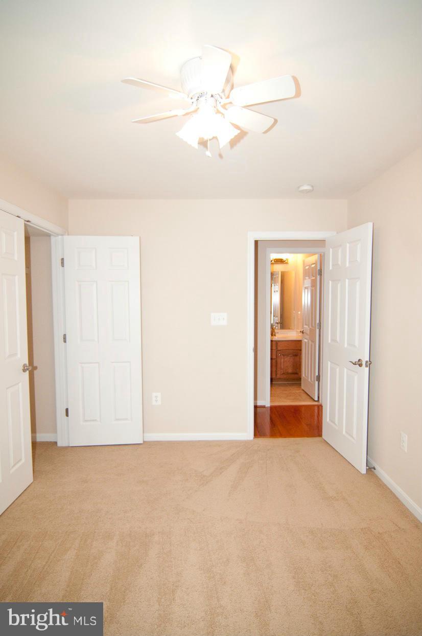 NORTHAMPTON - Residential