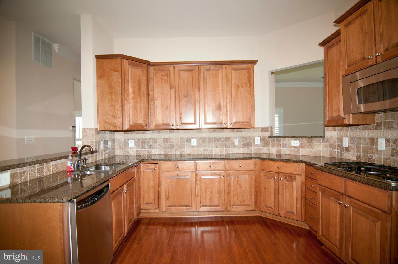 NORTHAMPTON - Residential