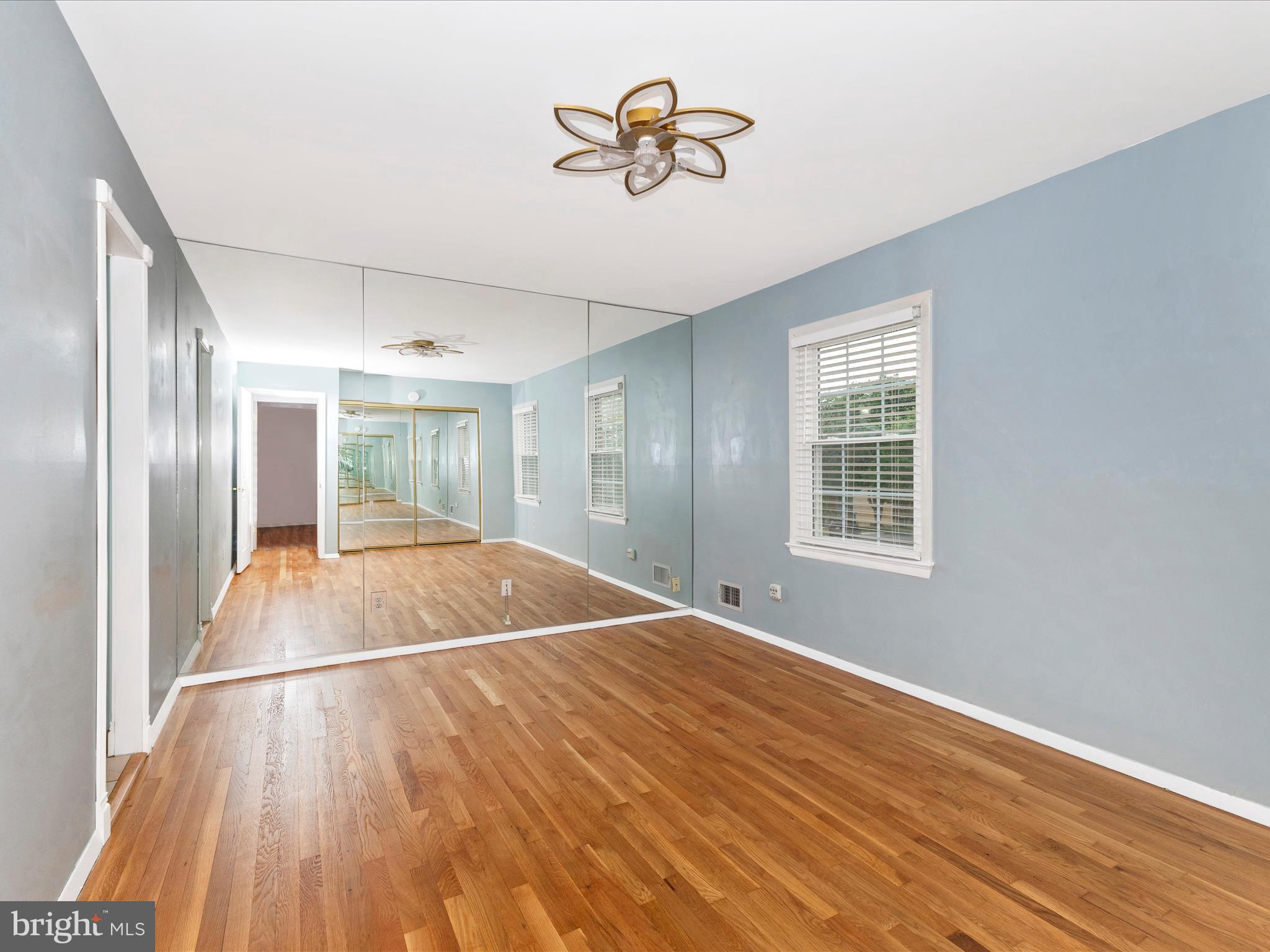 FOX CHAPEL - Residential