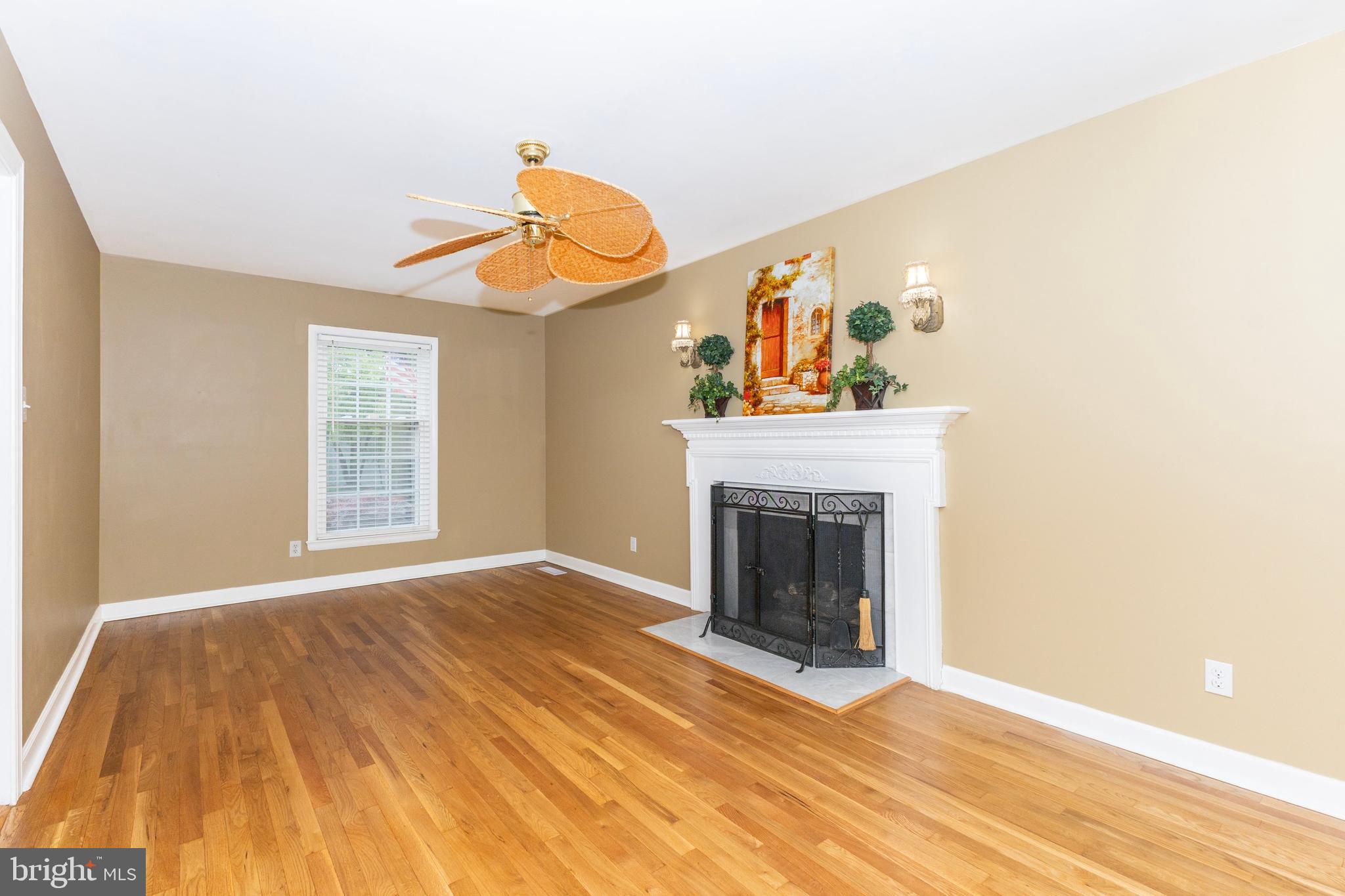 FOX CHAPEL - Residential