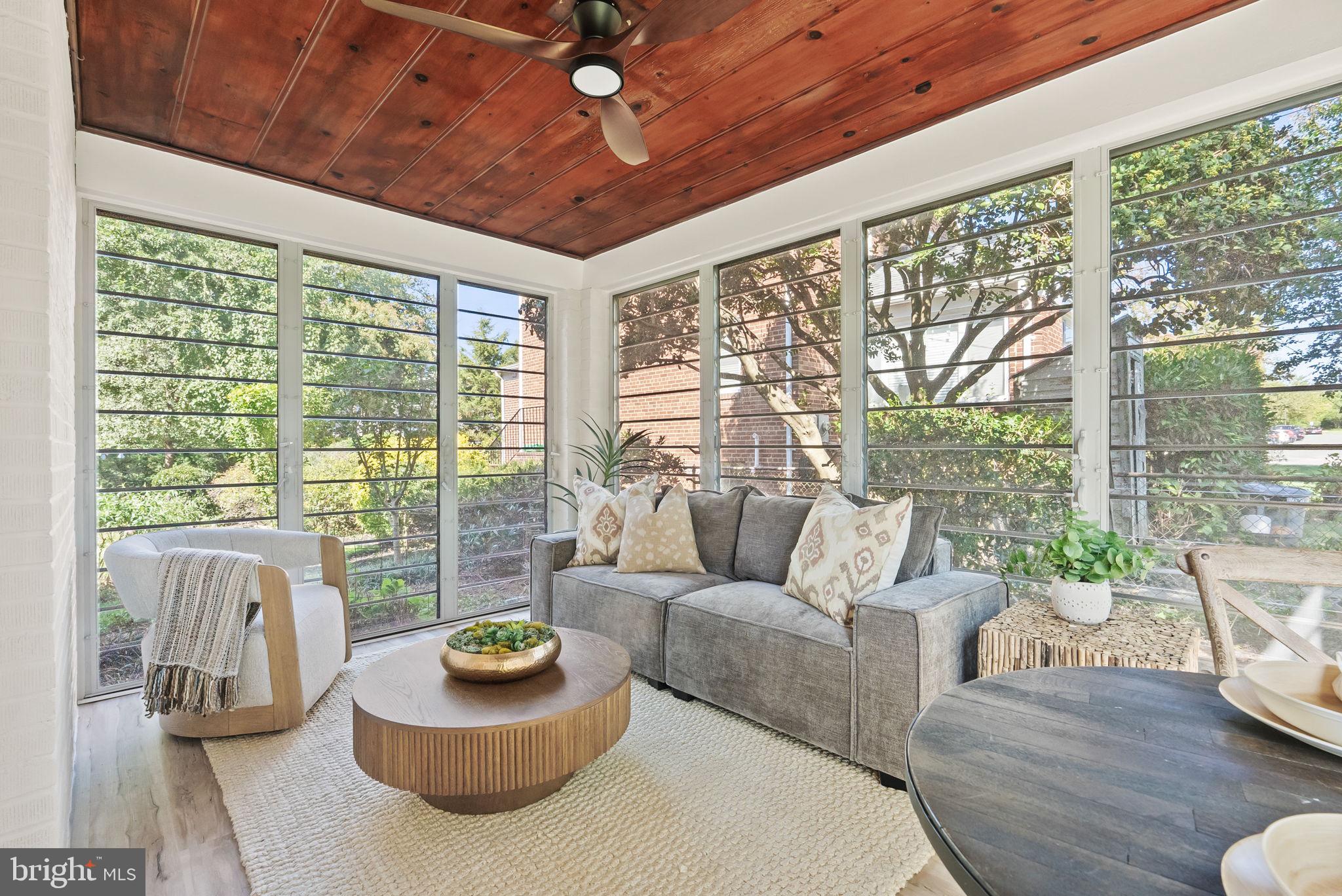 IVY HILL - Residential