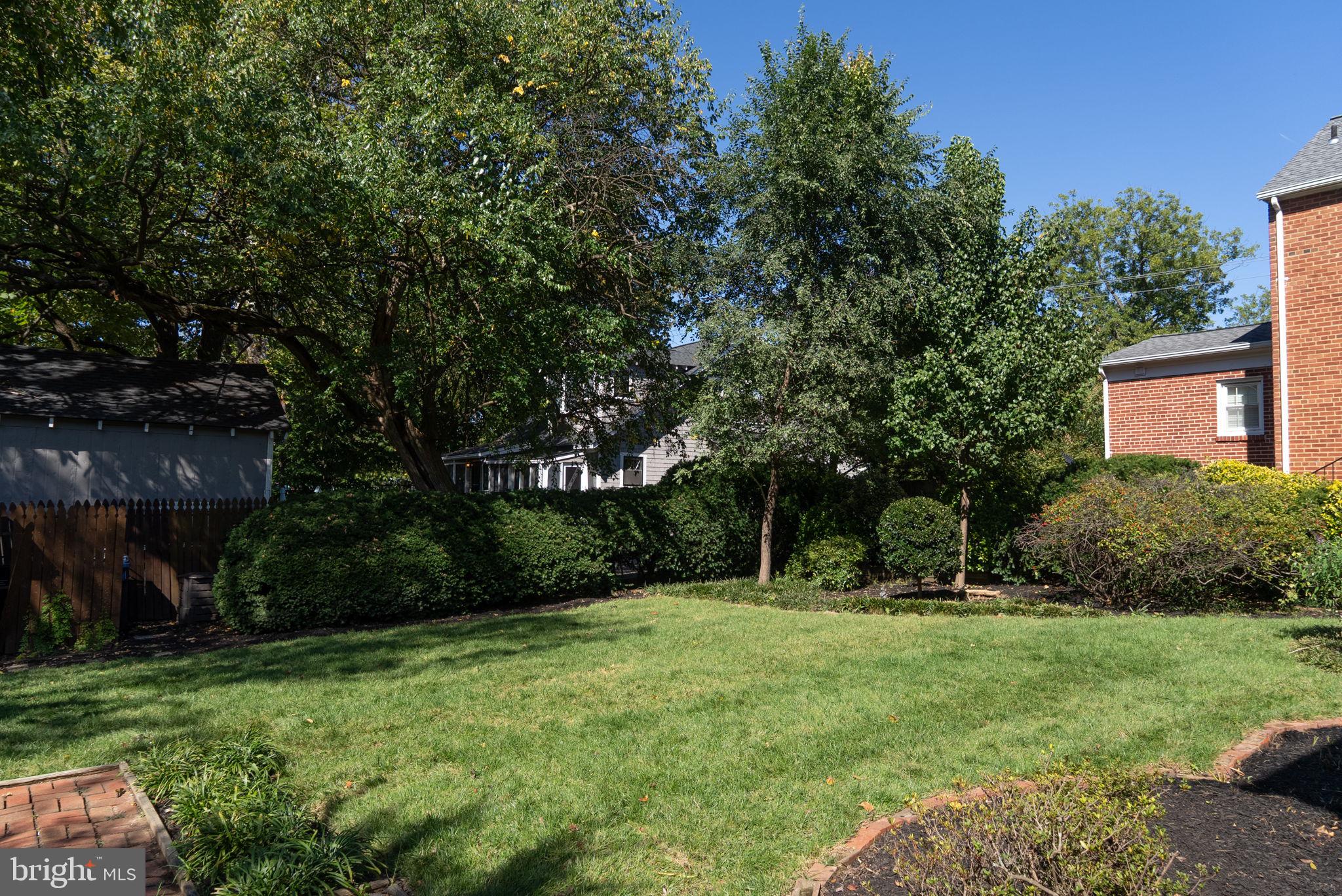 IVY HILL - Residential